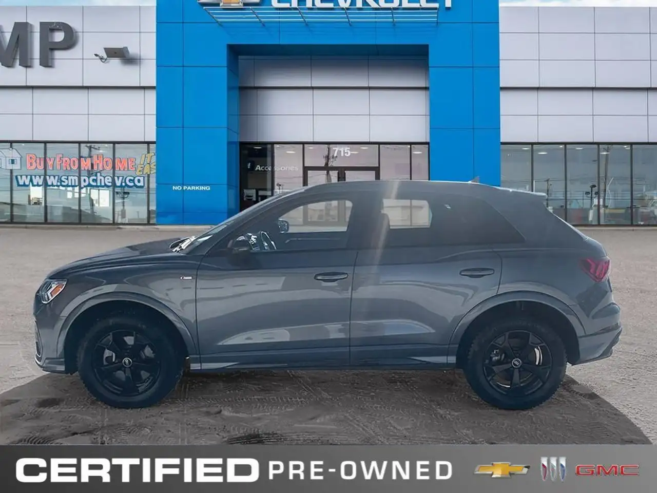 Audi Q3 снимка Audi Q3