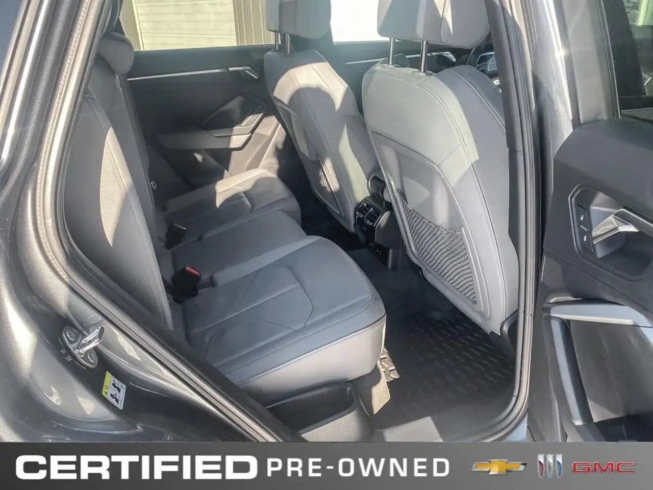 Audi Q3 снимка Audi Q3