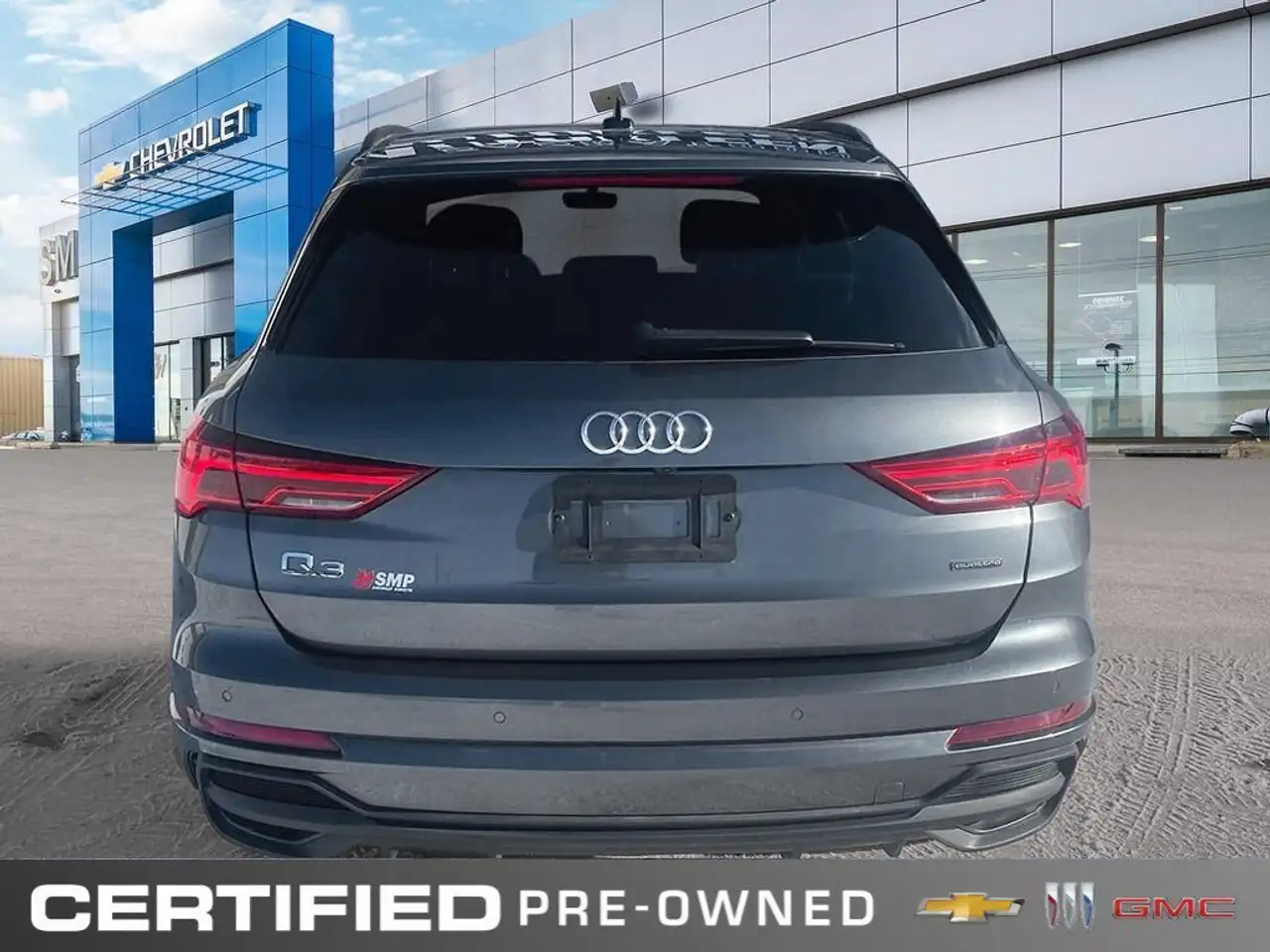 Audi Q3 снимка Audi Q3