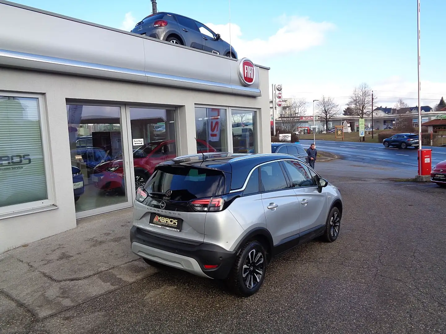 Opel Crossland 1,2 Turbo Elegance Grau - 2