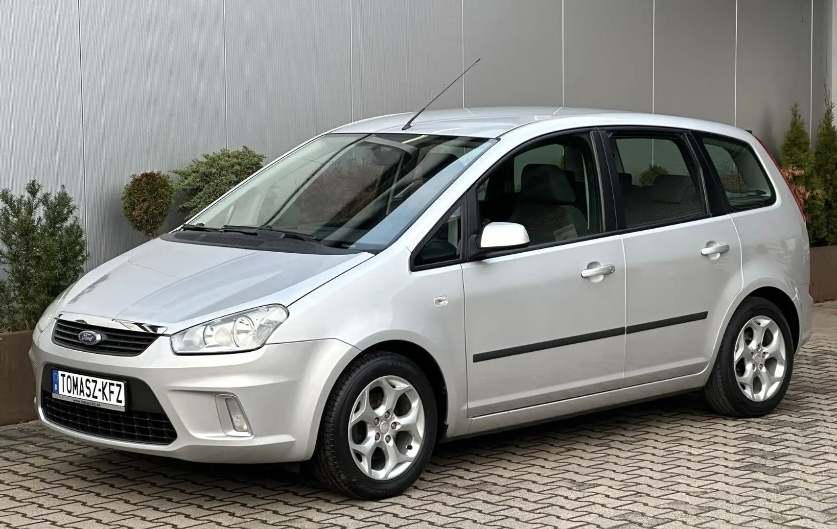 Ford C-Max 1.8 Ghia*Klima*PDC*Temp*TÜV+Insp. NEU Silber - 2