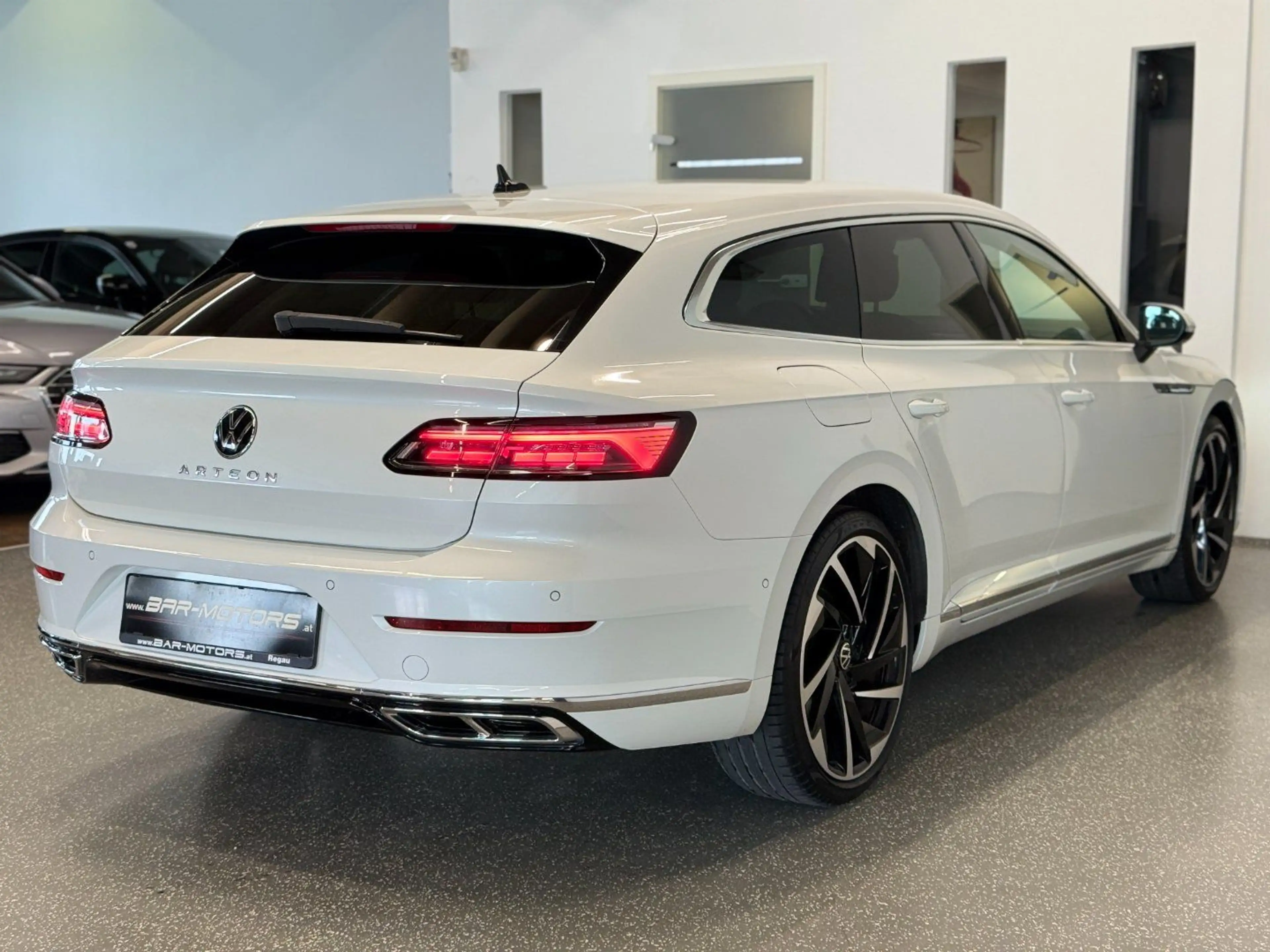Volkswagen Arteon 2.0 TDI R-LINE*LANE*ACC*VIRTUAL*360°*AHK*3-ZONEN* — photo 5