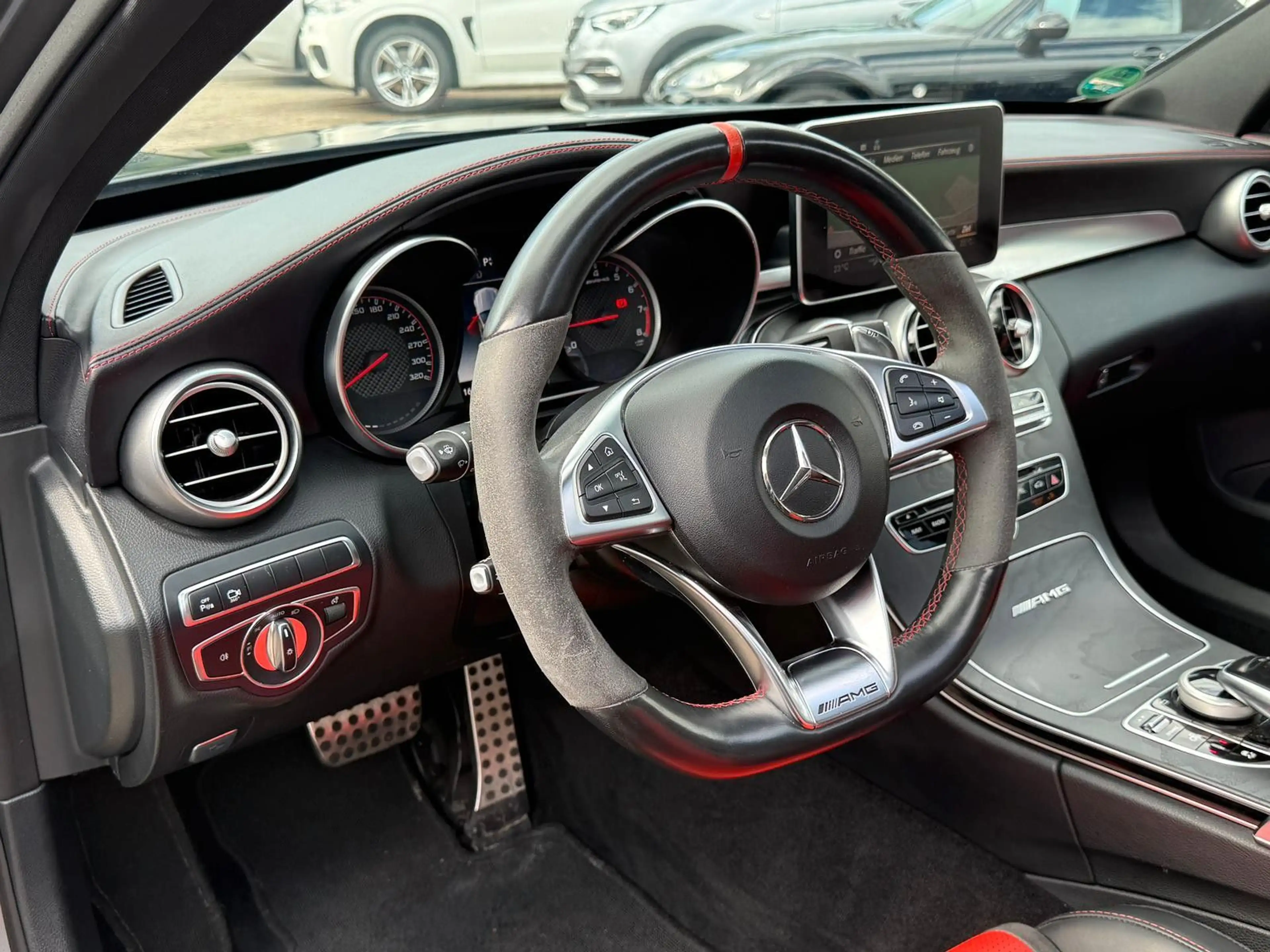 Mercedes-Benz C 63 AMG S T 4.0 Carbon | Burmester | Pano — photo 14