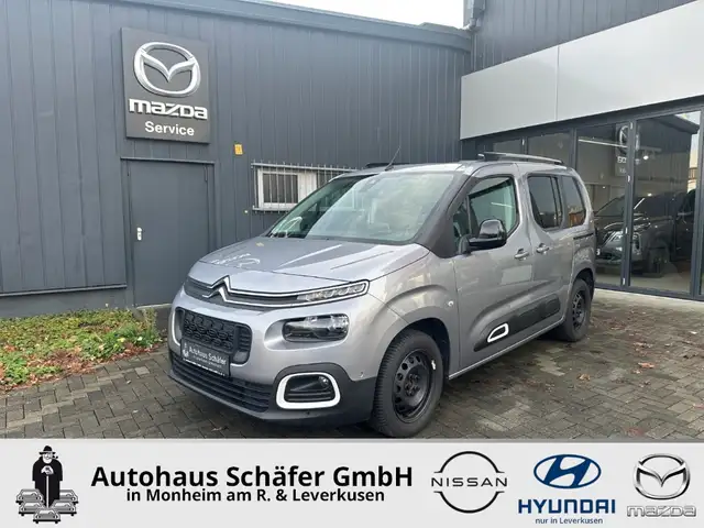 Citroen Berlingo Shine M HUD Navi SHZ Temp Klimaautom Apple CarPlay