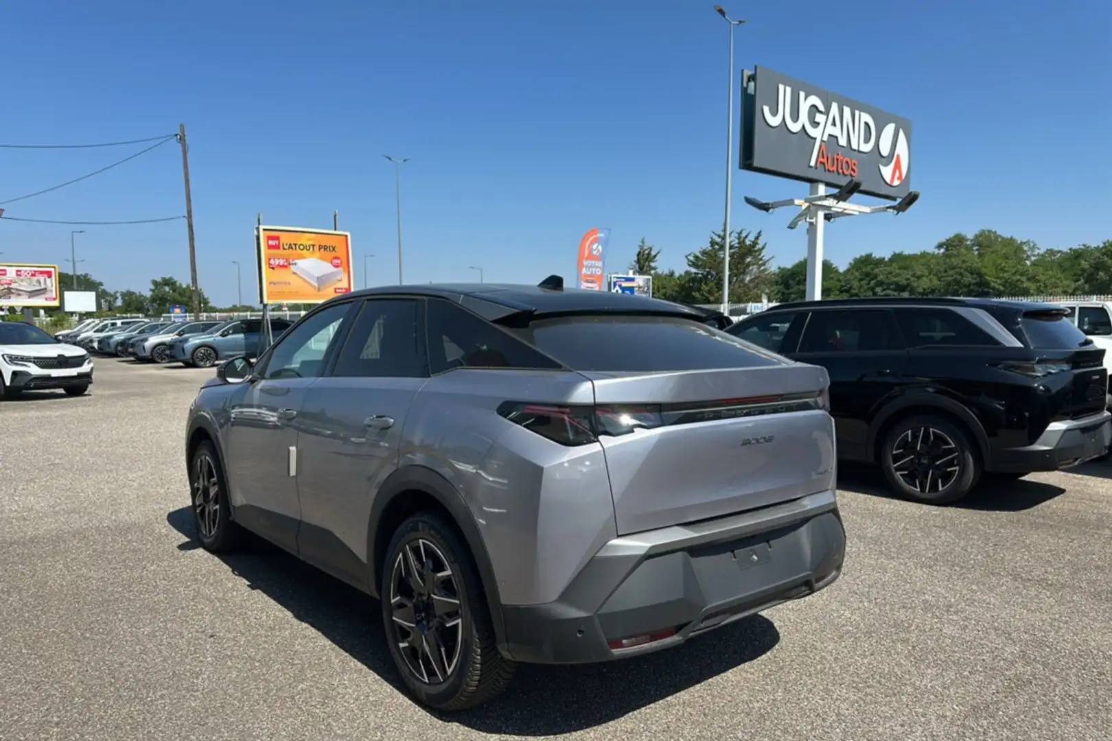 Peugeot 3008 NEW HYBRID 145 E-DCS6 GT 360 Gris - 2