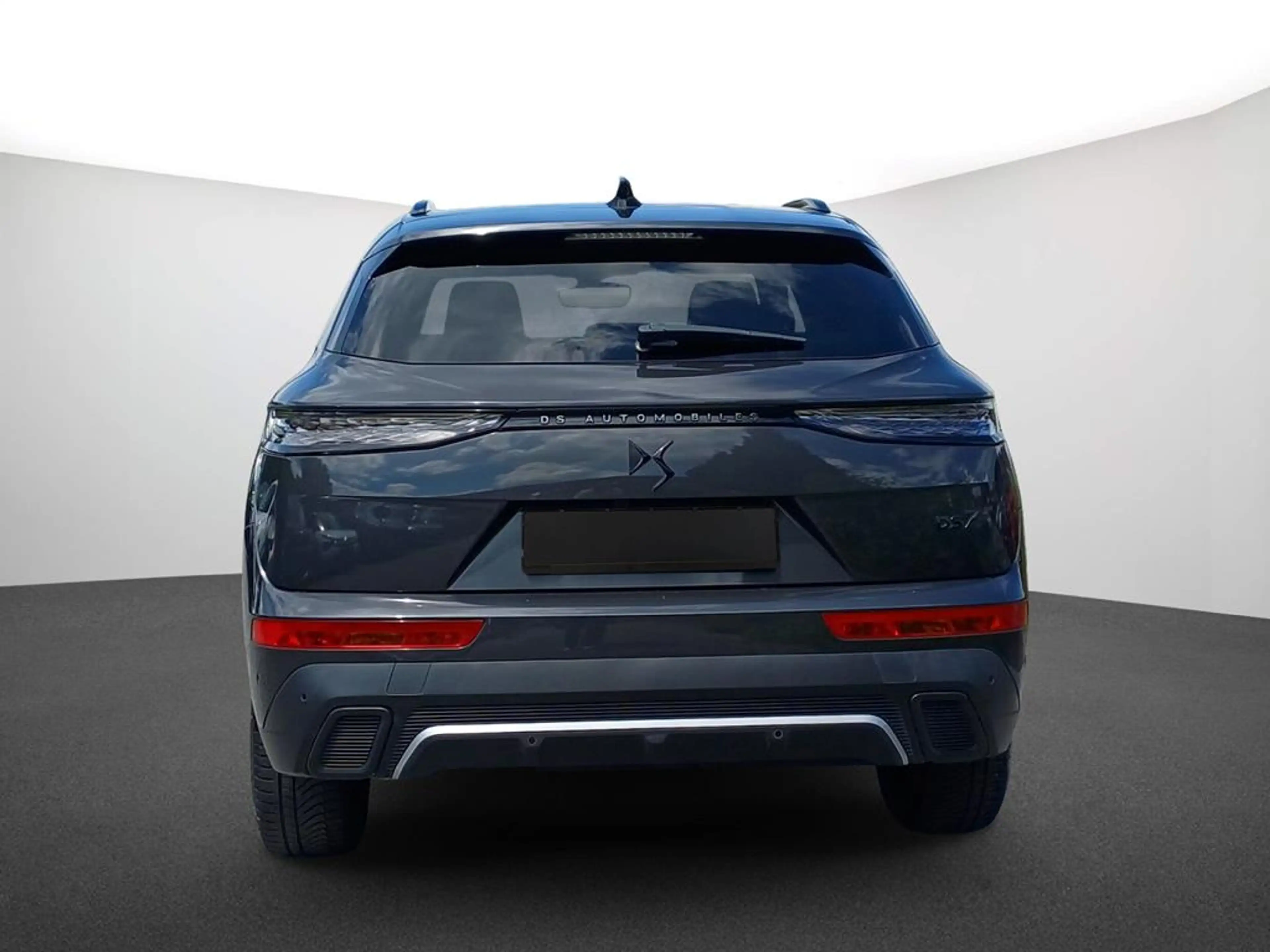 DS Automobiles DS 7 Performance Line+ Blue HDI 130 — photo 4