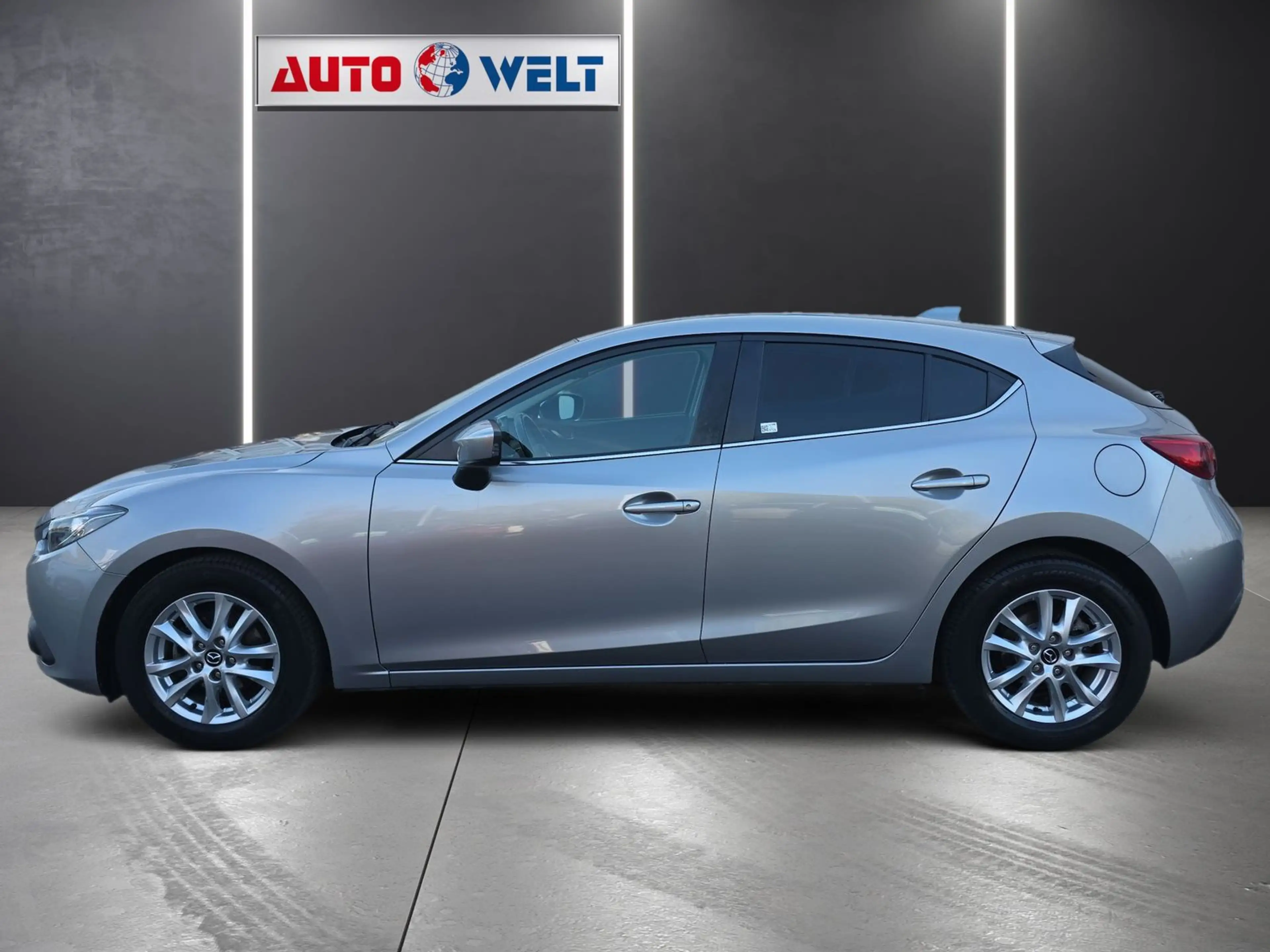 Mazda 3 2.0i 1.Hand Klimaautomatik SHZ Navi PDC — photo 6