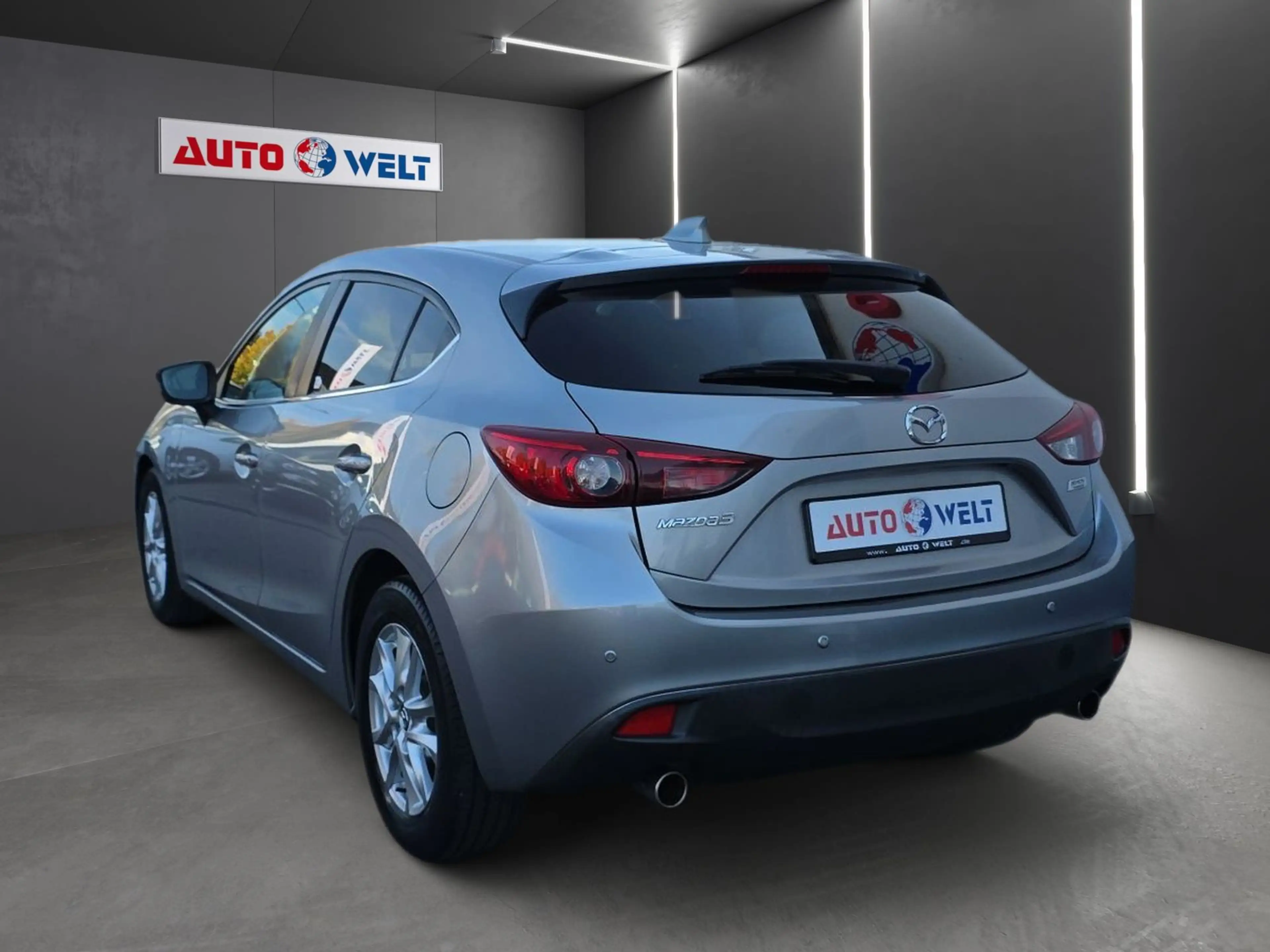 Mazda 3 2.0i 1.Hand Klimaautomatik SHZ Navi PDC — photo 5