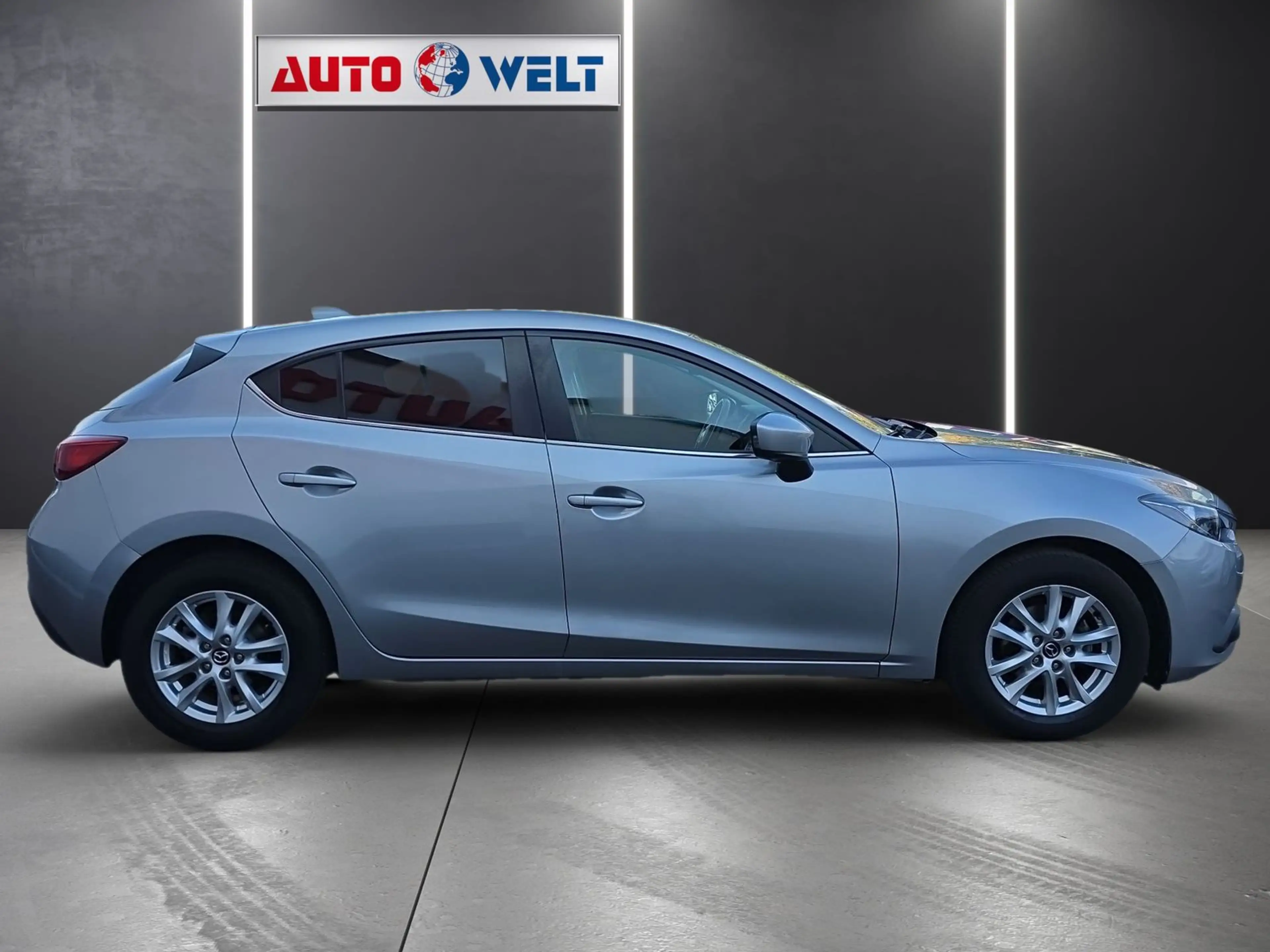 Mazda 3 2.0i 1.Hand Klimaautomatik SHZ Navi PDC — photo 3
