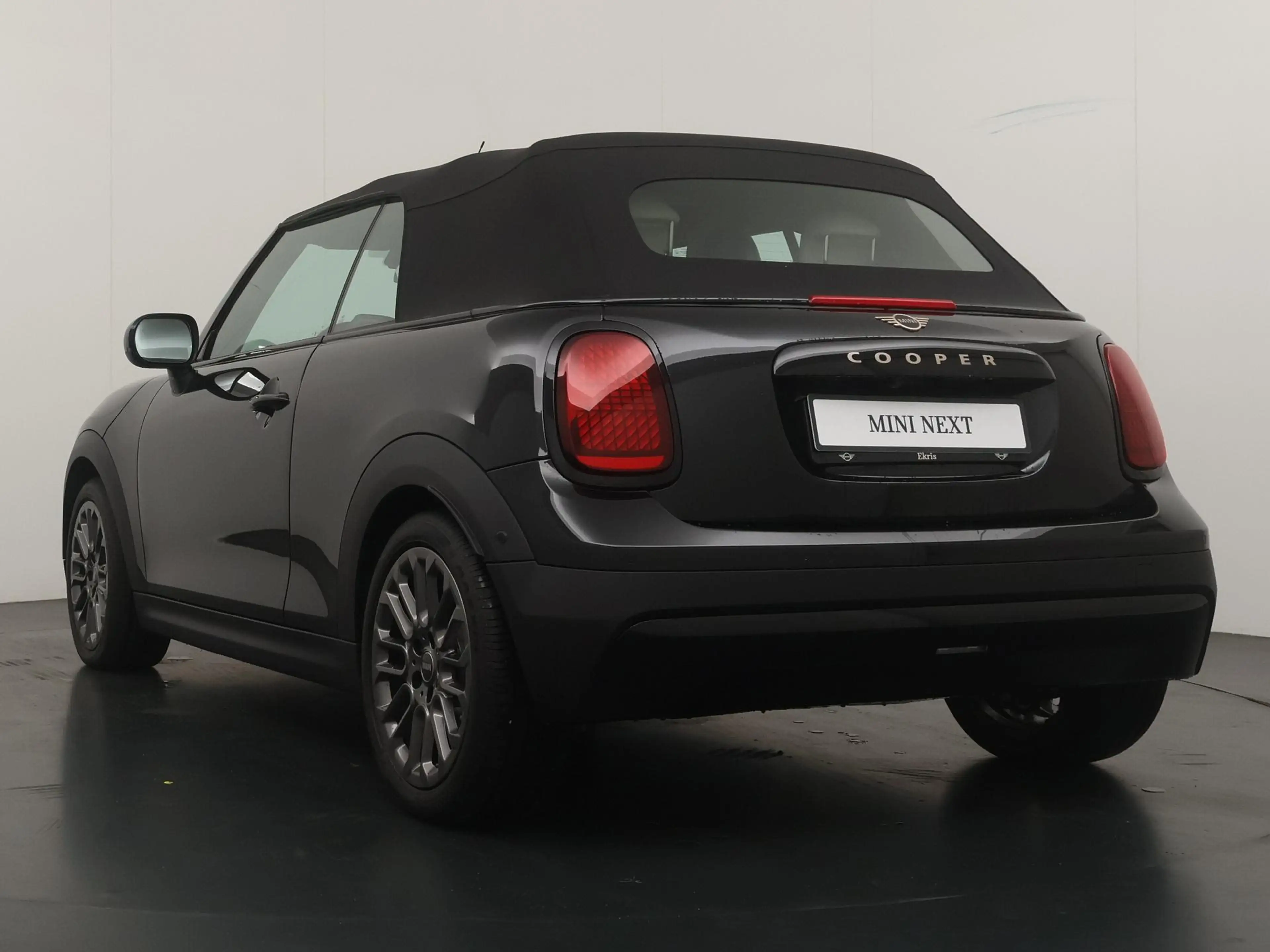 MINI Cooper C Cabrio F Favoured Trim | Pakket S | Head-up Display | Key — photo 11