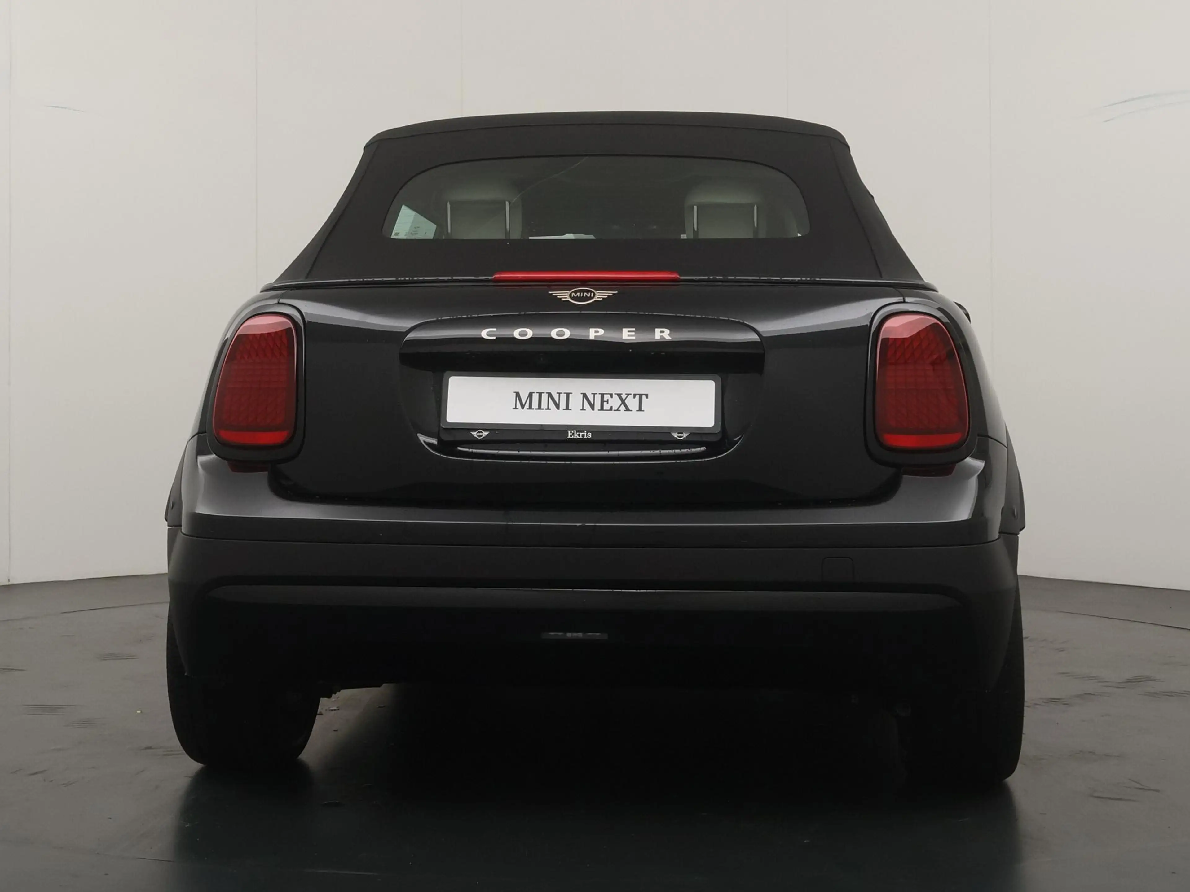 MINI Cooper C Cabrio F Favoured Trim | Pakket S | Head-up Display | Key — photo 10
