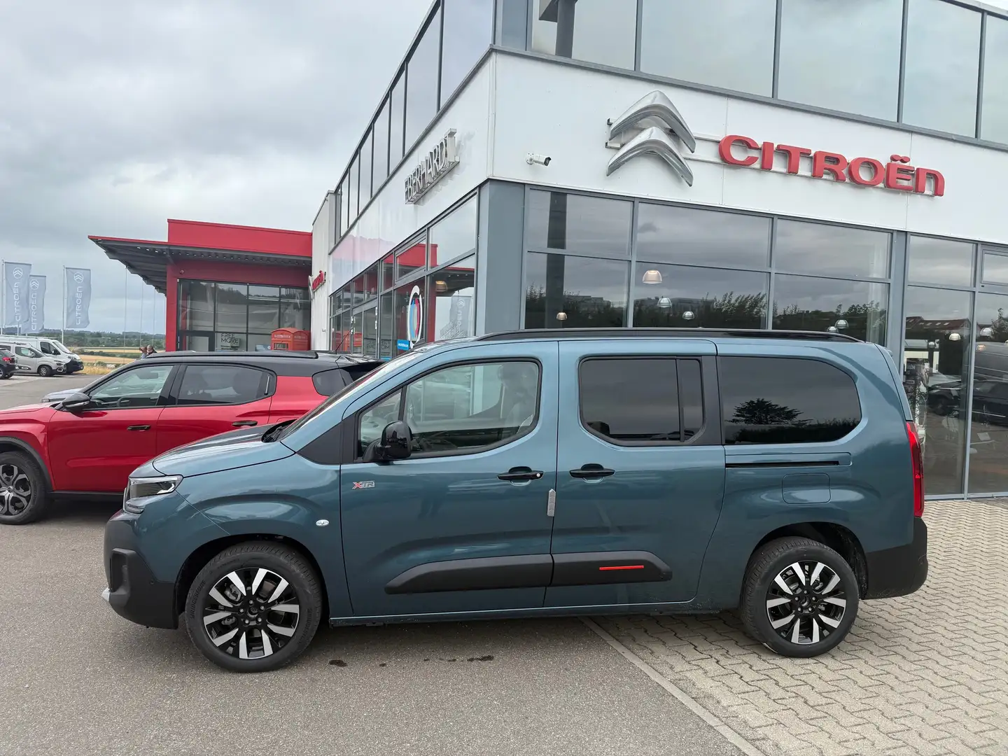 Citroen Berlingo BlueHDI 130 Max EAT8 XL Blau - 2