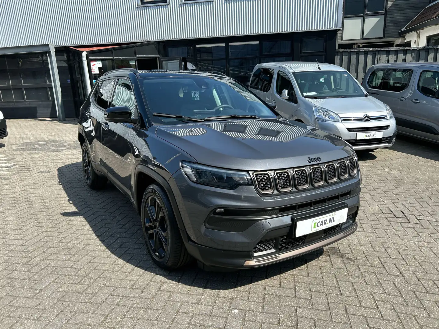 Jeep Compass 4xe 240 Plug-in Hybrid Electric Upland | Achteruit Серый - 1