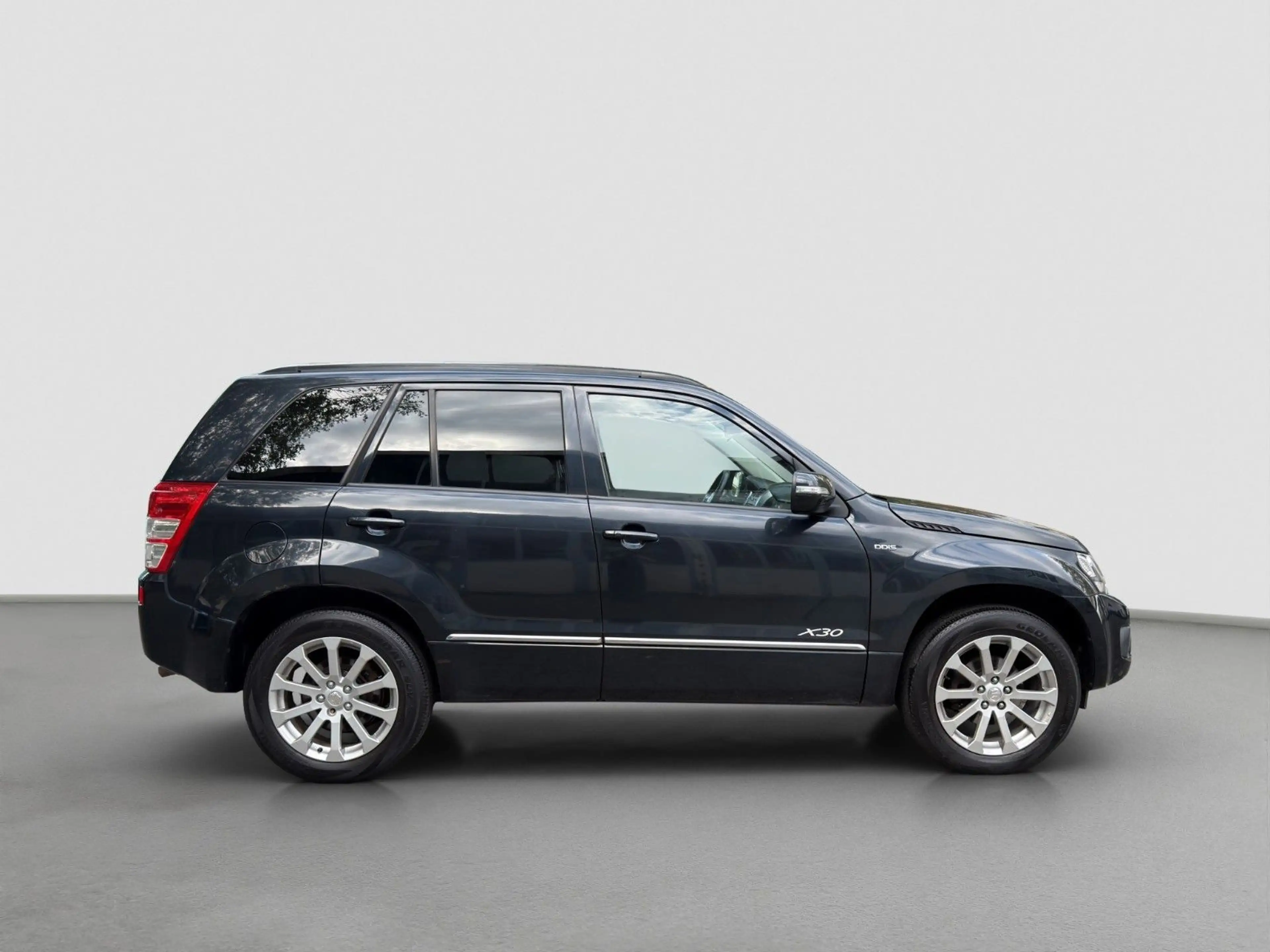 Suzuki Grand Vitara 1.9 DDIS X 30*Leder*Navi*Kamera*SHZ — photo 8