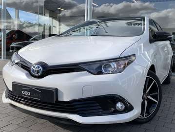 1.8 VVT-I HYBRID / 50TH / Gps / Camera /Cruise/TVA