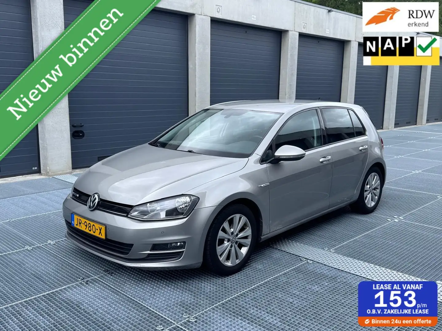 Volkswagen Golf 1.0 TSI Connected Series I Distributie VV I Gris - 1
