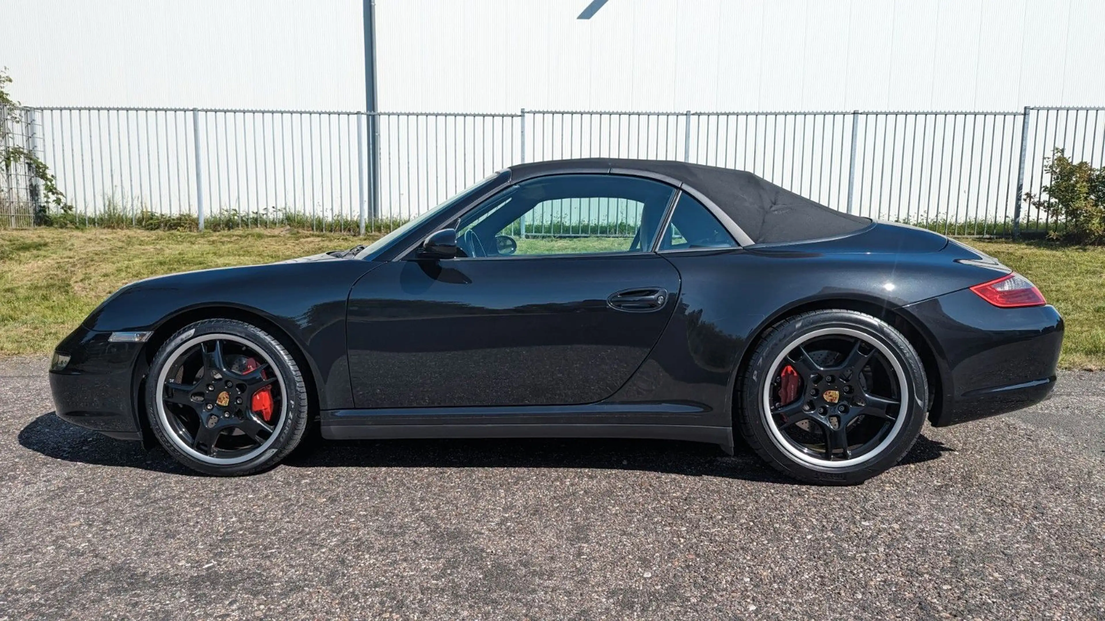 Porsche 997 Carrera 4S — photo 7