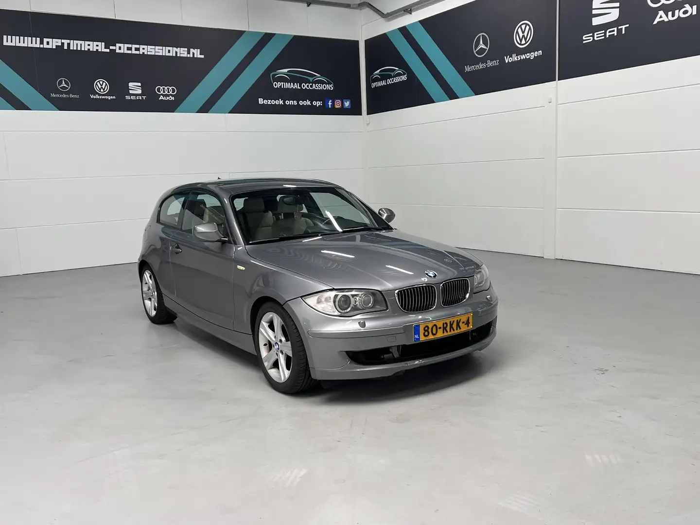 BMW 1-serie BMW 116i Business Line Ultimate Edition /n Gri - 1