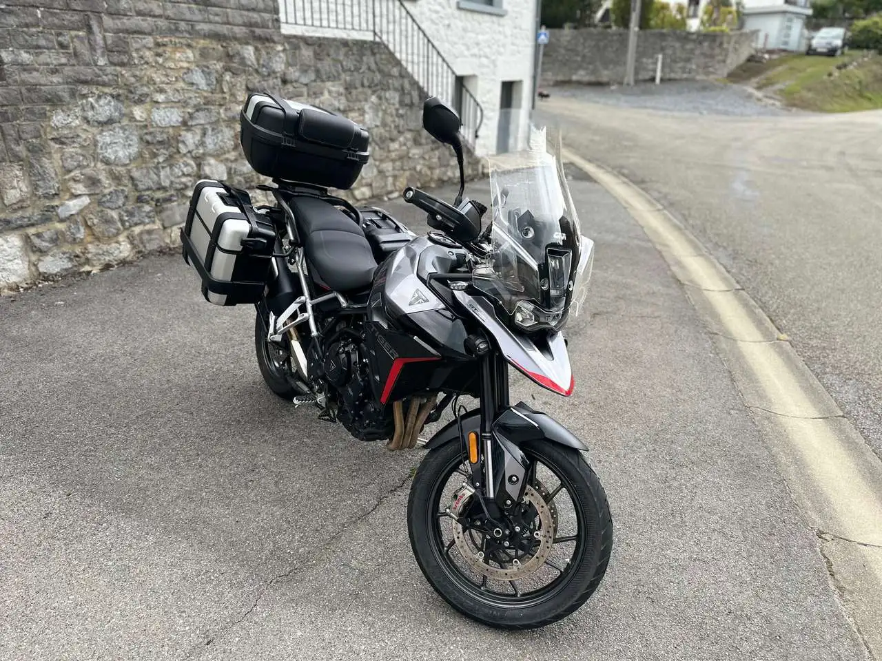 Triumph Tiger 900