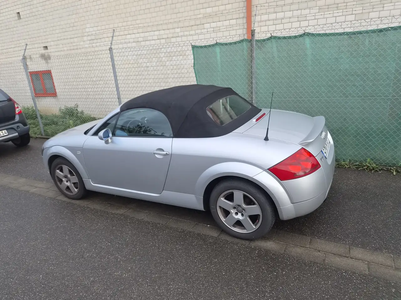 Audi TT Coupe 1.8 T, foto 2