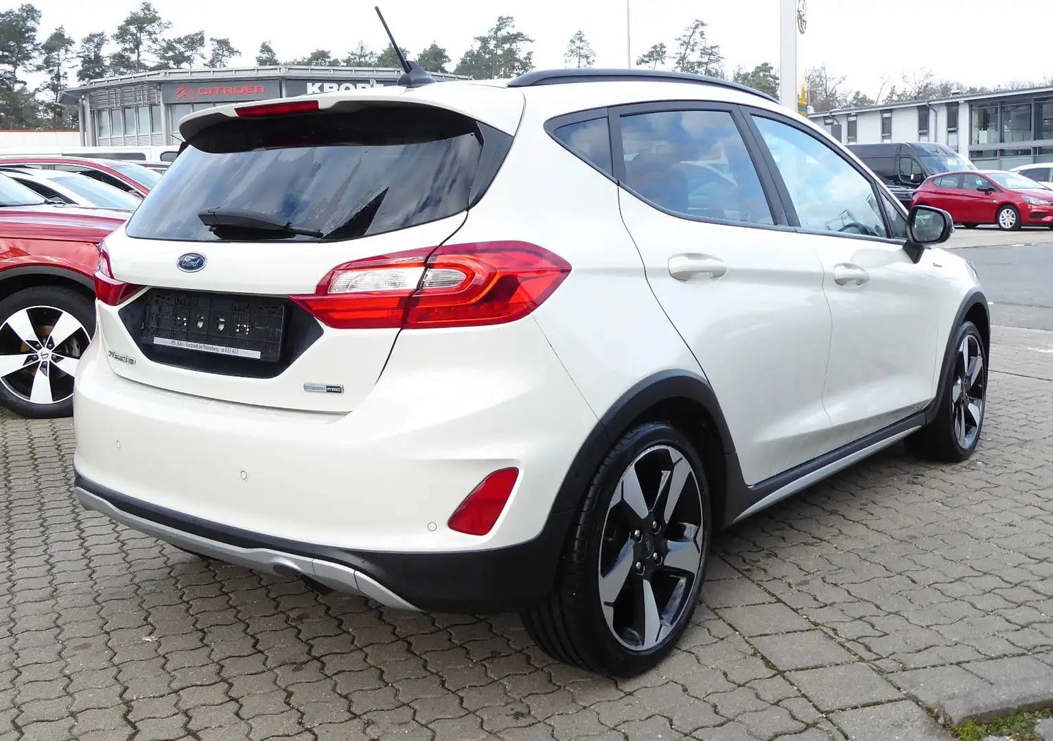 Ford Fiesta 1.0 Ecoboost Active X Hybrid Navi Kamera Weiß - 2