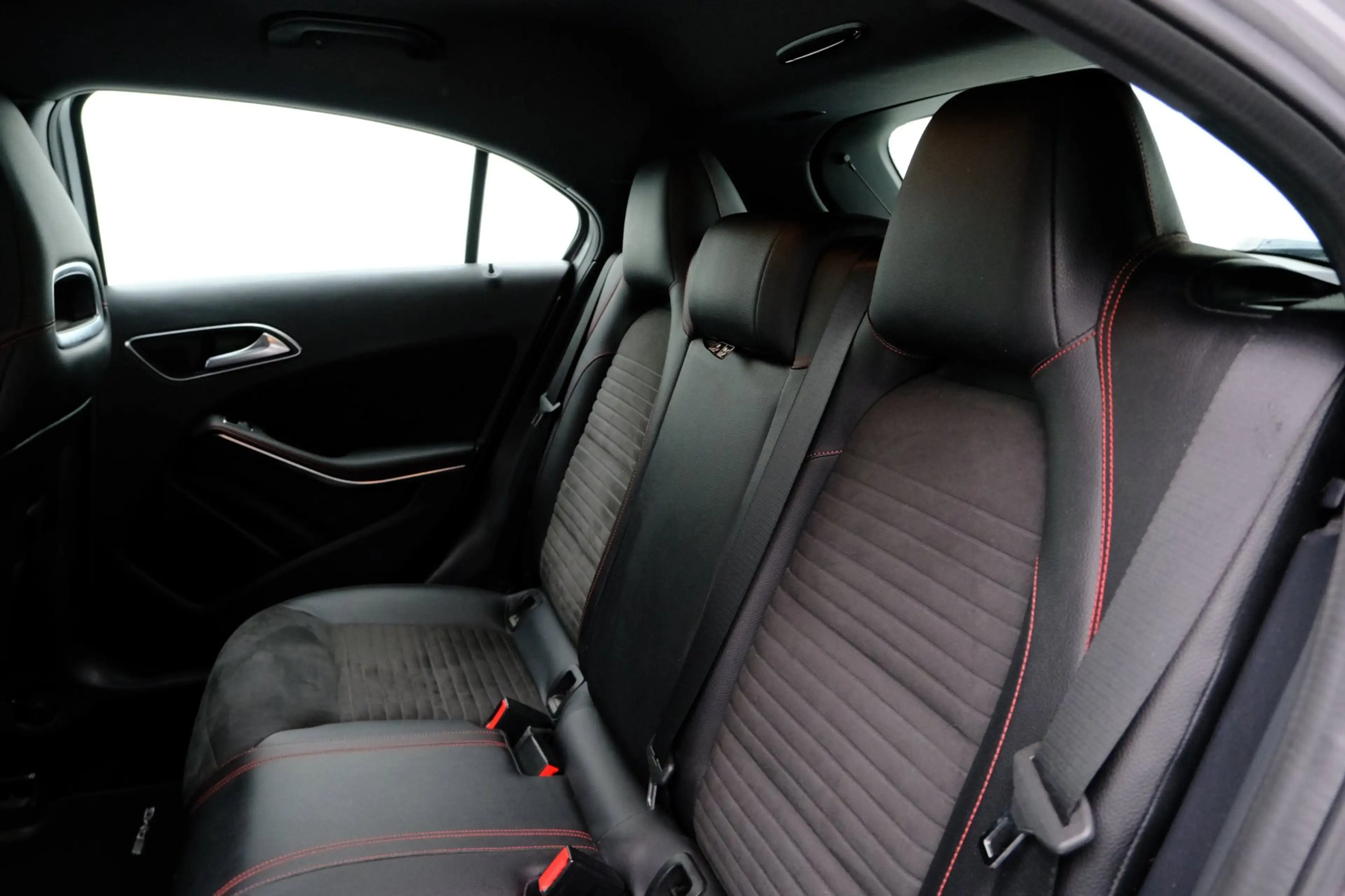 Mercedes-Benz A 180 Ambition AMG Xenon|Leder-Alcantara — photo 27