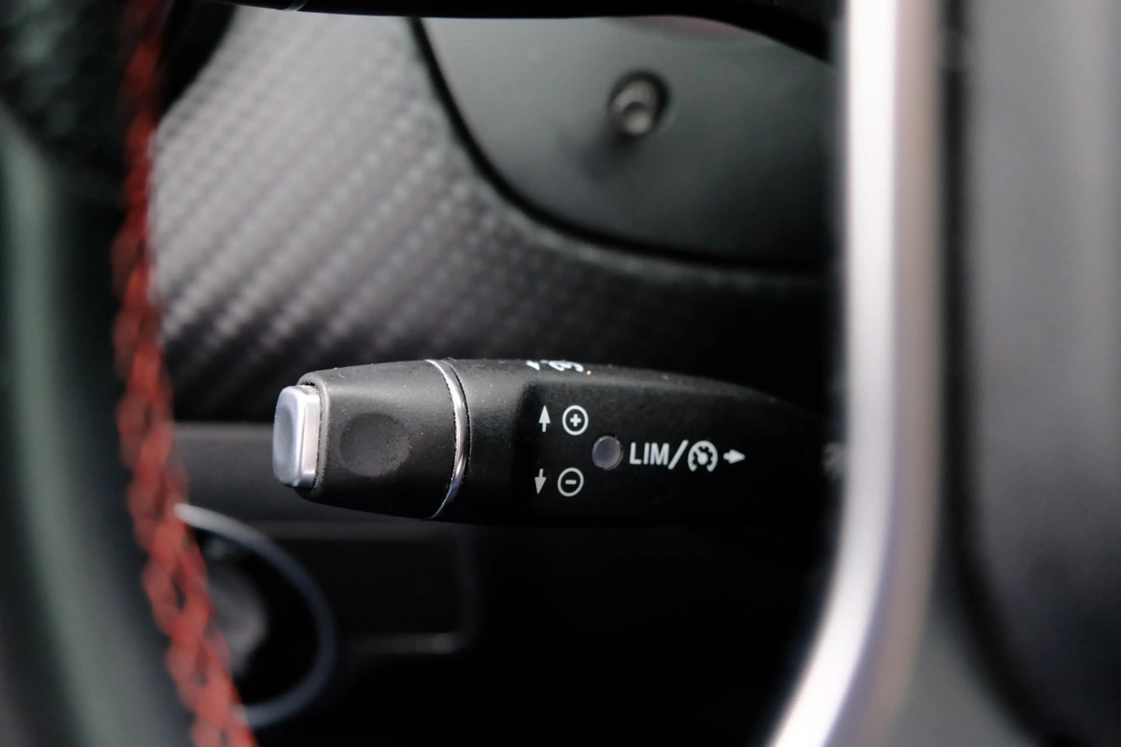 Mercedes-Benz A 180 Ambition AMG Xenon|Leder-Alcantara — photo 17