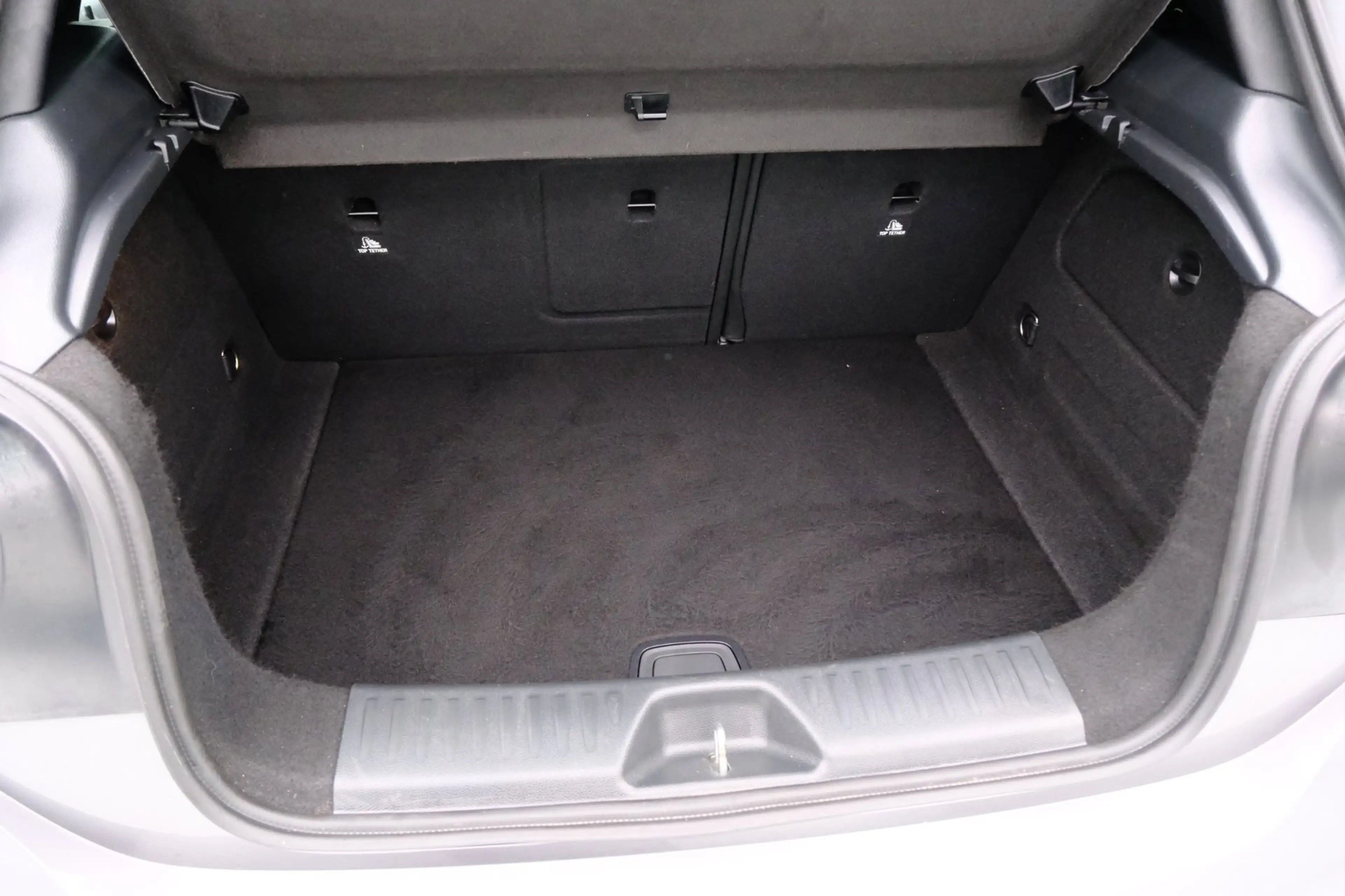 Mercedes-Benz A 180 Ambition AMG Xenon|Leder-Alcantara — photo 11