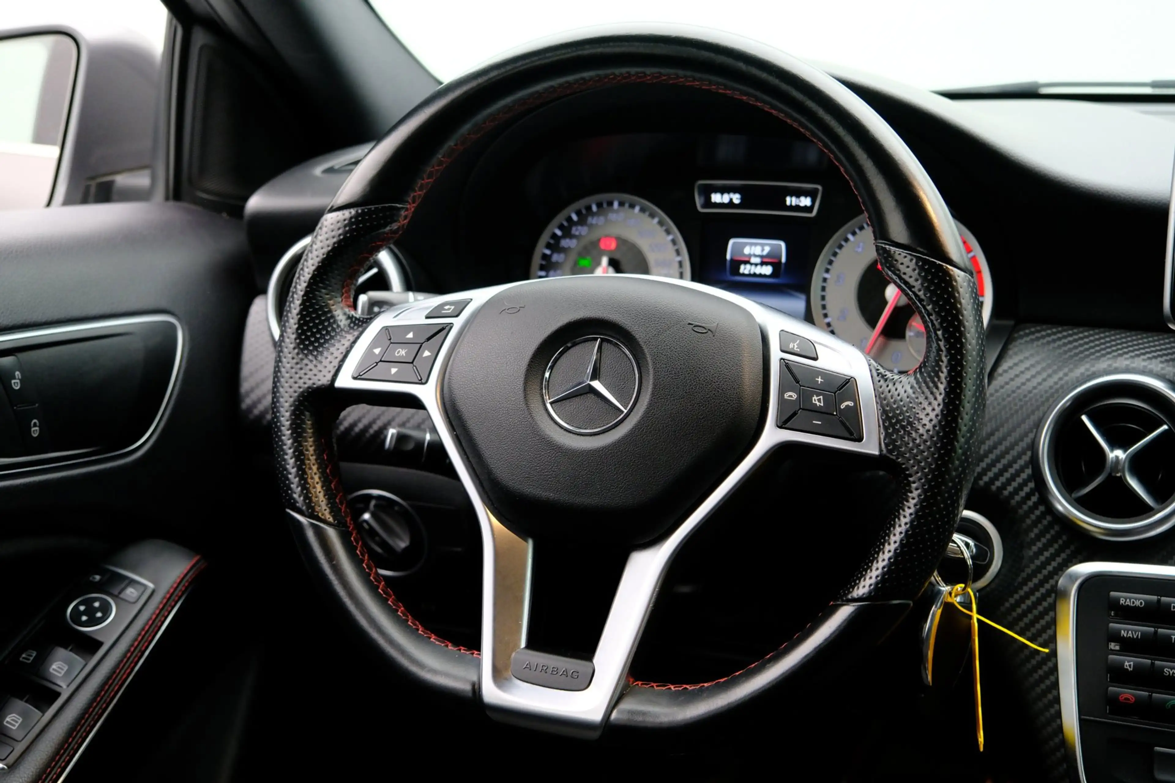 Mercedes-Benz A 180 Ambition AMG Xenon|Leder-Alcantara — photo 9