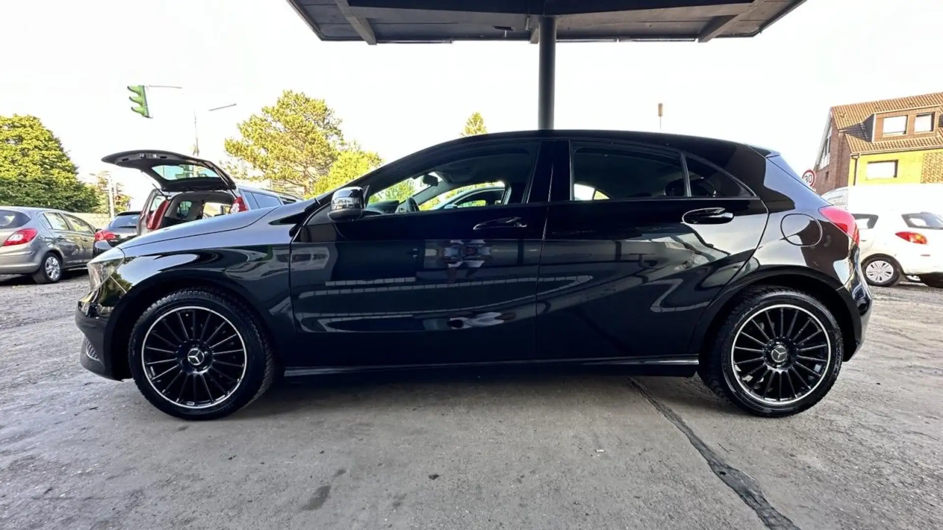 Mercedes-Benz A 180 A -Klasse A 180 CDI*Automatik*Navi*Alus*Pdc*Temp - 2