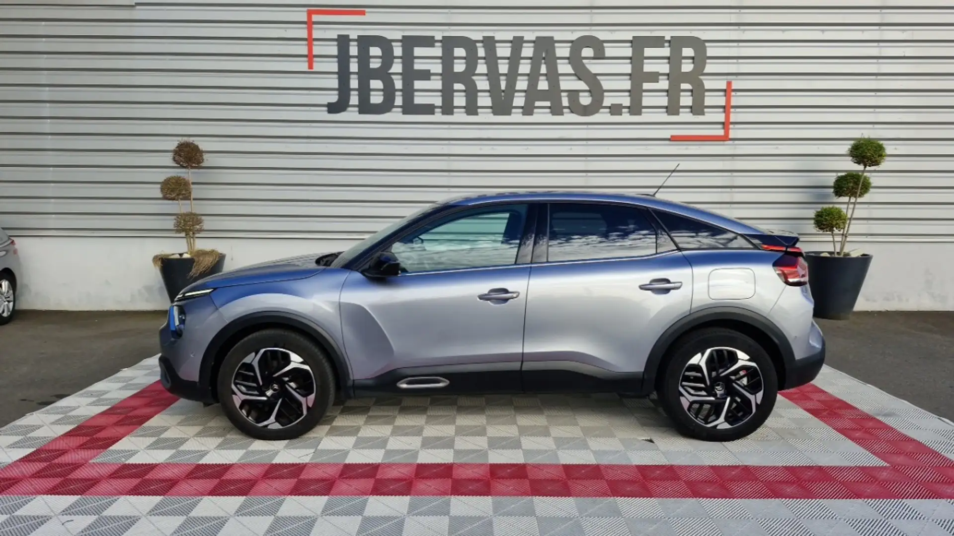 Citroen C4 BLUEHDI 130 SS EAT8 SHINE - 1