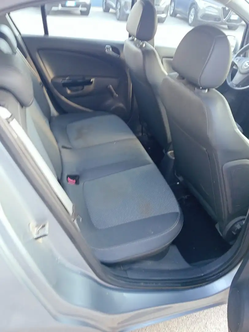 Opel Corsa Corsa IV 2006 5p 1.2 Club Gris - 2