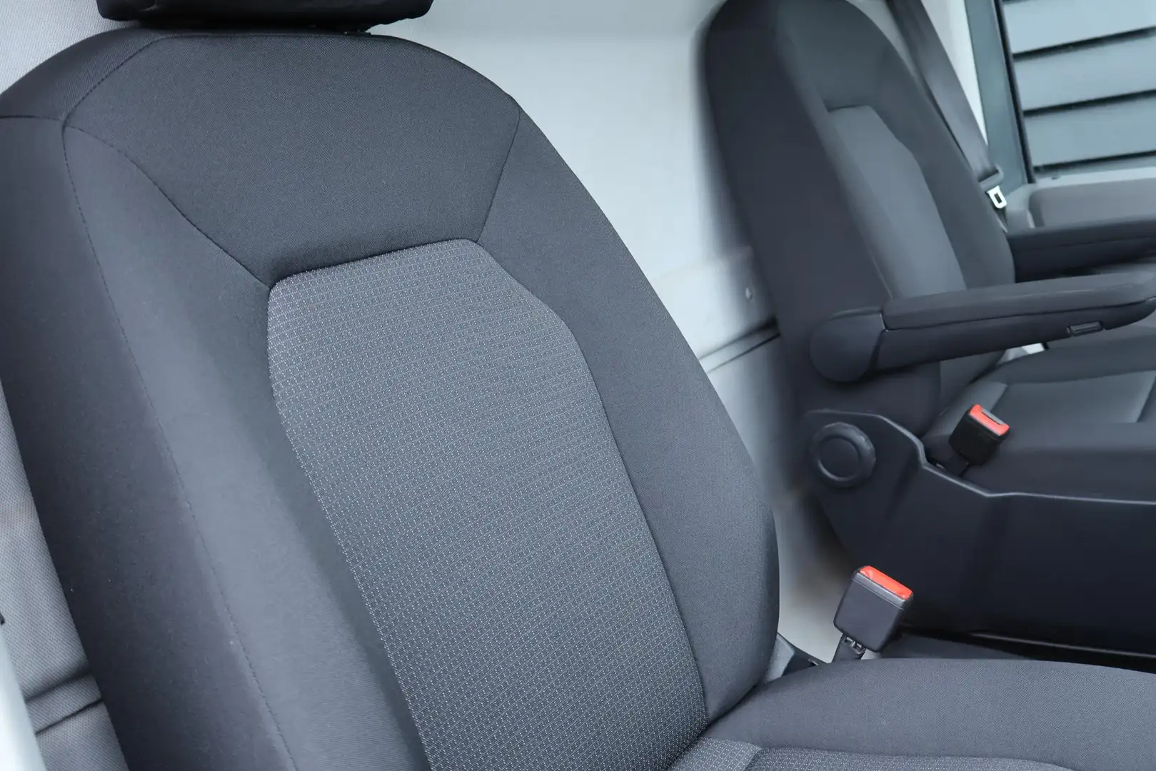 MAN TGE 35 2.0 140pk DSG Standaard L3 Hoog Trekhaak Camera - 2