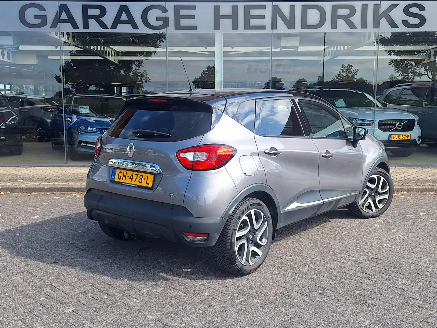 Renault Captur 0.9 TCe Dynamique Two Tone | Climate | Trekhaak | Grijs - 2