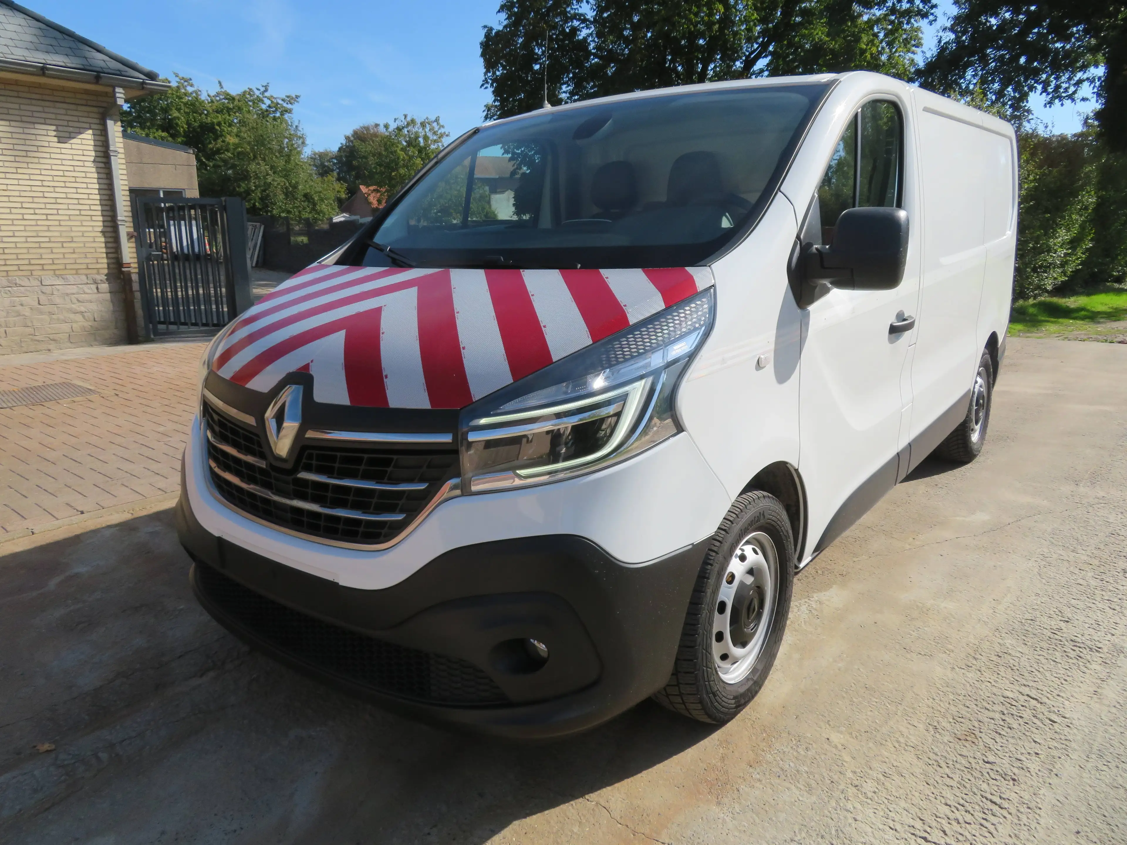 Renault Trafic 2.0dCi - L1H1 — photo 3