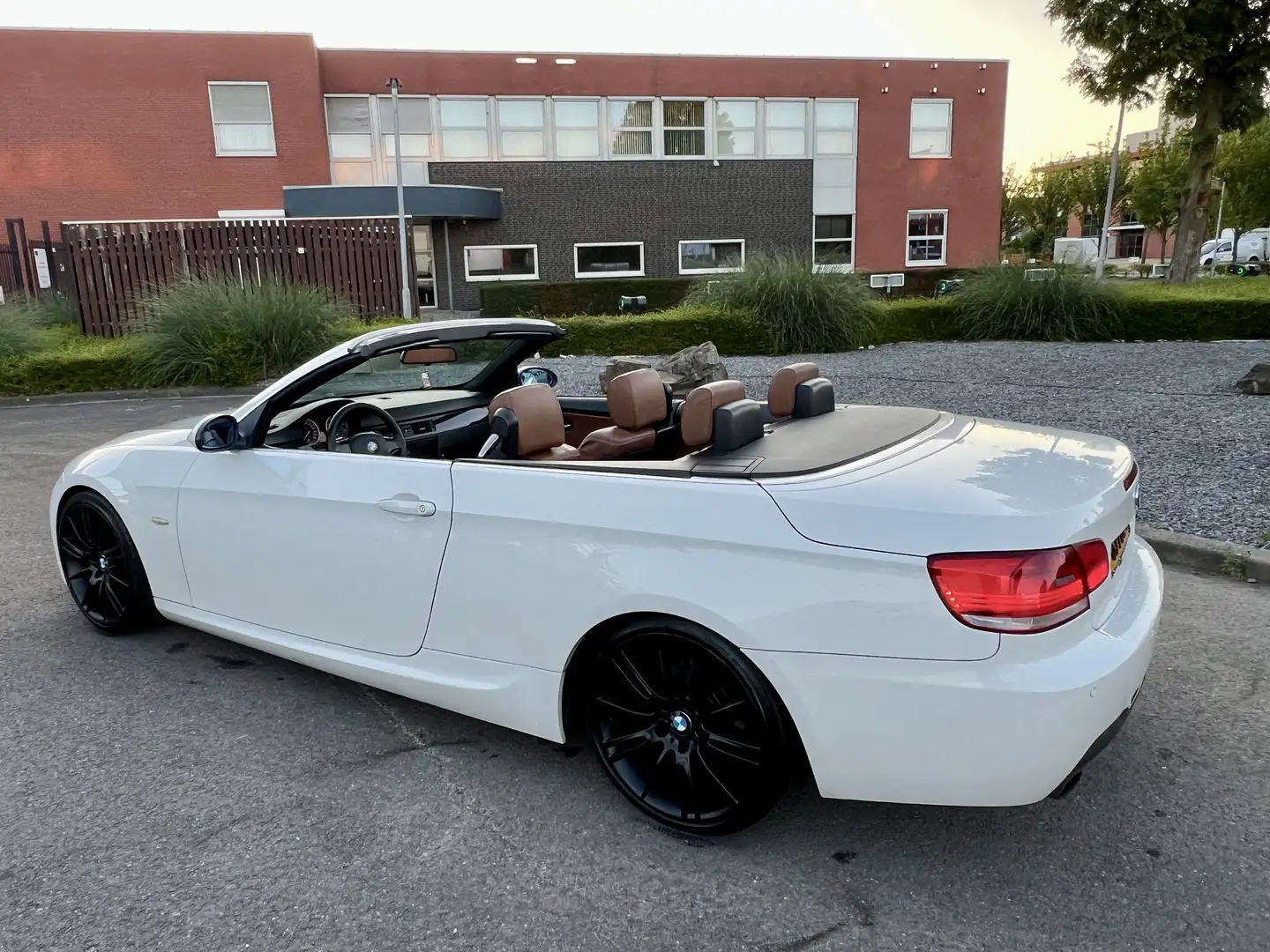 BMW 320 CABRIO E93/WIT/M PAKKET/XENON/BRUIN LEDER - 2