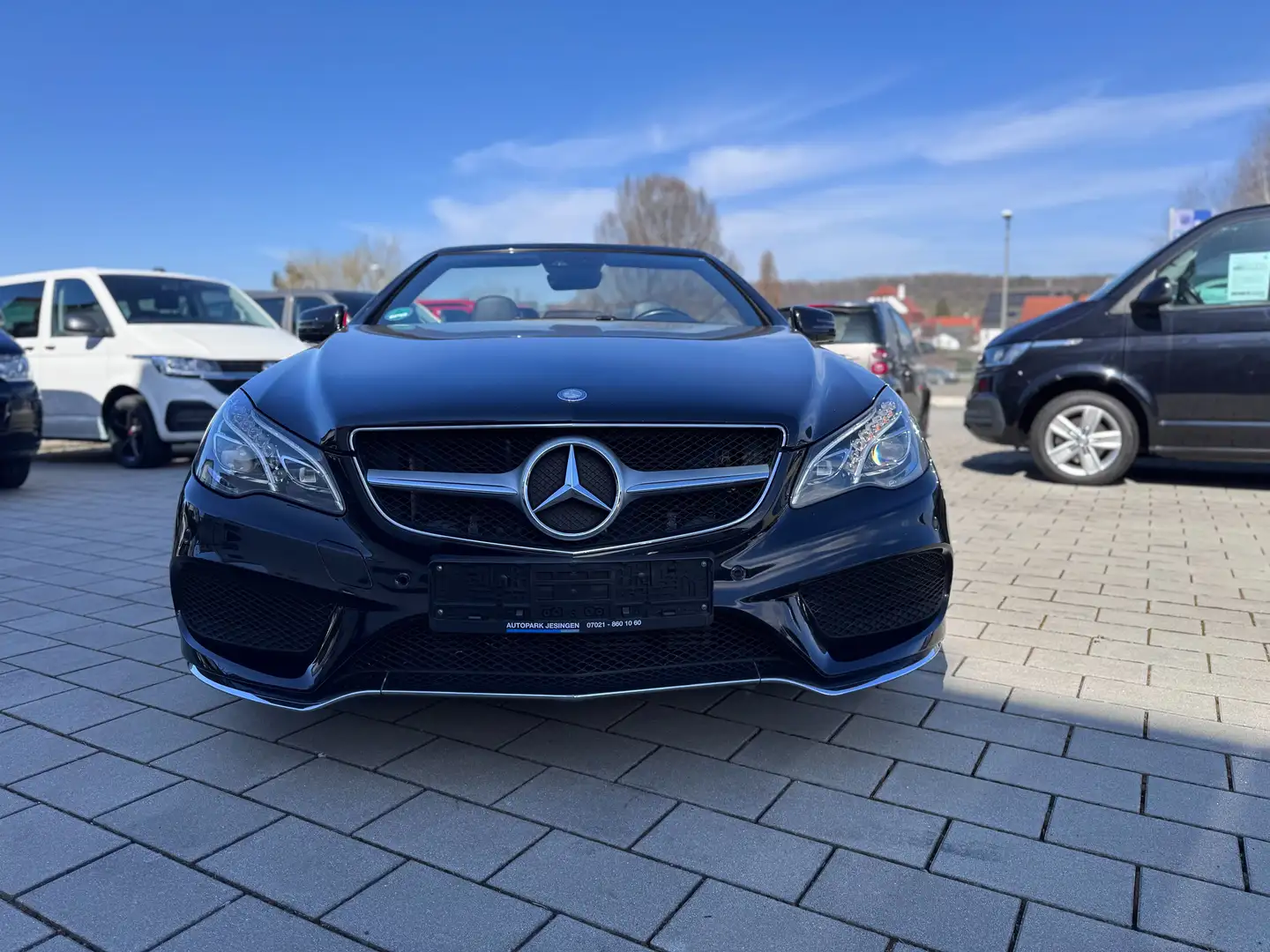 Mercedes-Benz E 200 E 200 Cabrio/AMG-Stylinge/Airscarf/18"AMG/LED Schwarz - 2