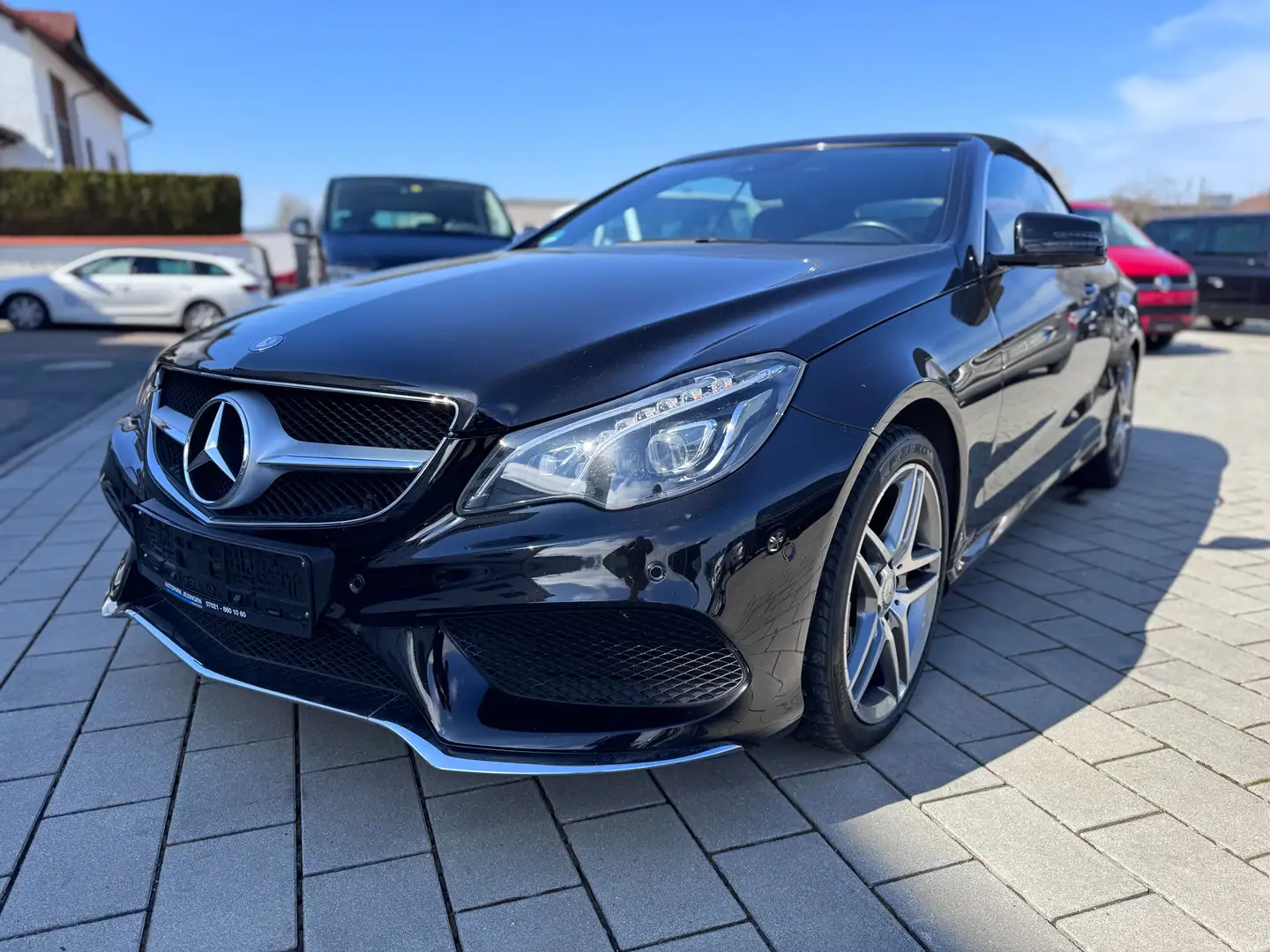 Mercedes-Benz E 200 E 200 Cabrio/AMG-Stylinge/Airscarf/18"AMG/LED Schwarz - 1