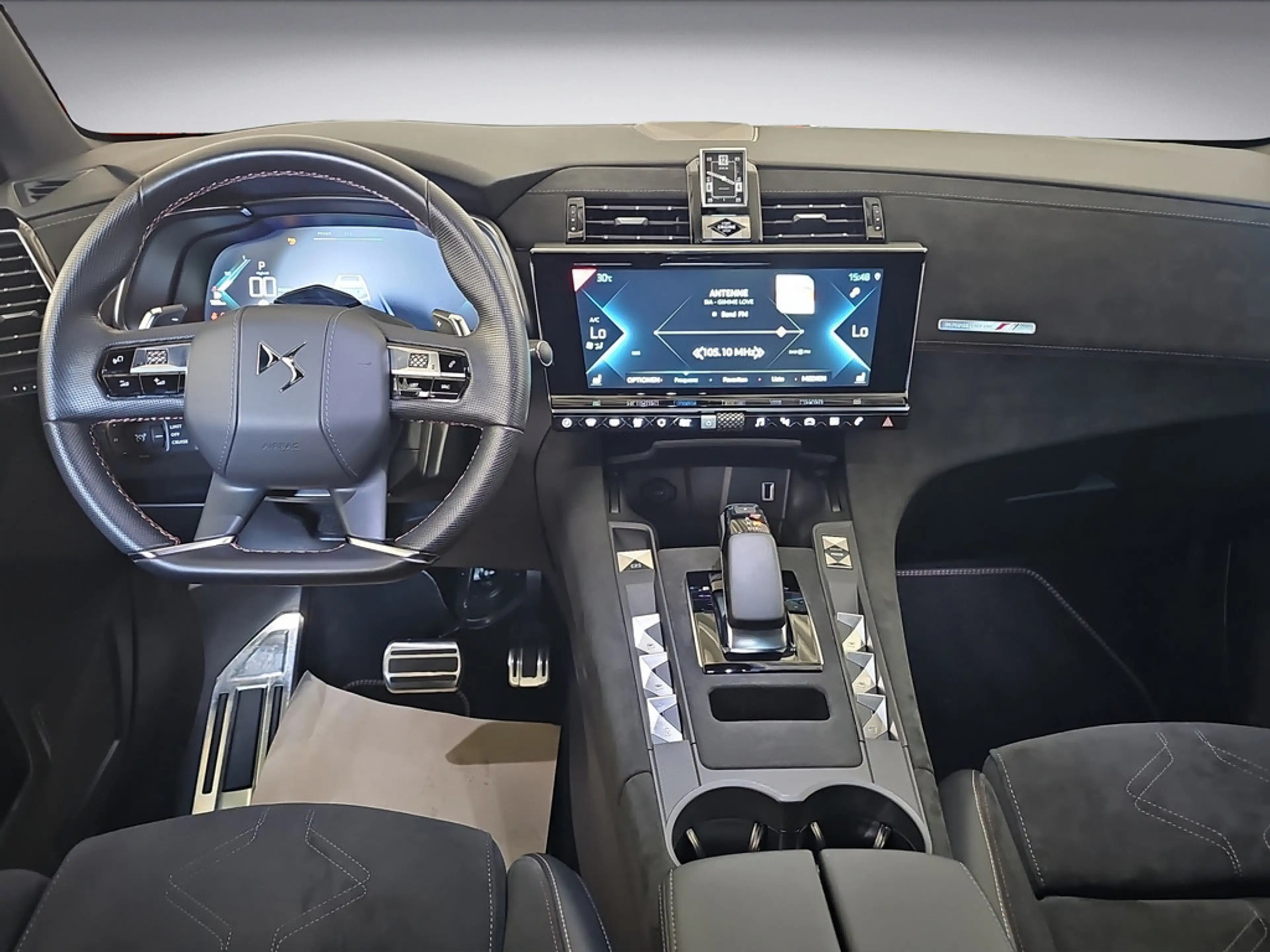 DS Automobiles DS 7 E-Tense 225 Performance Line + PDC SHZ — photo 12