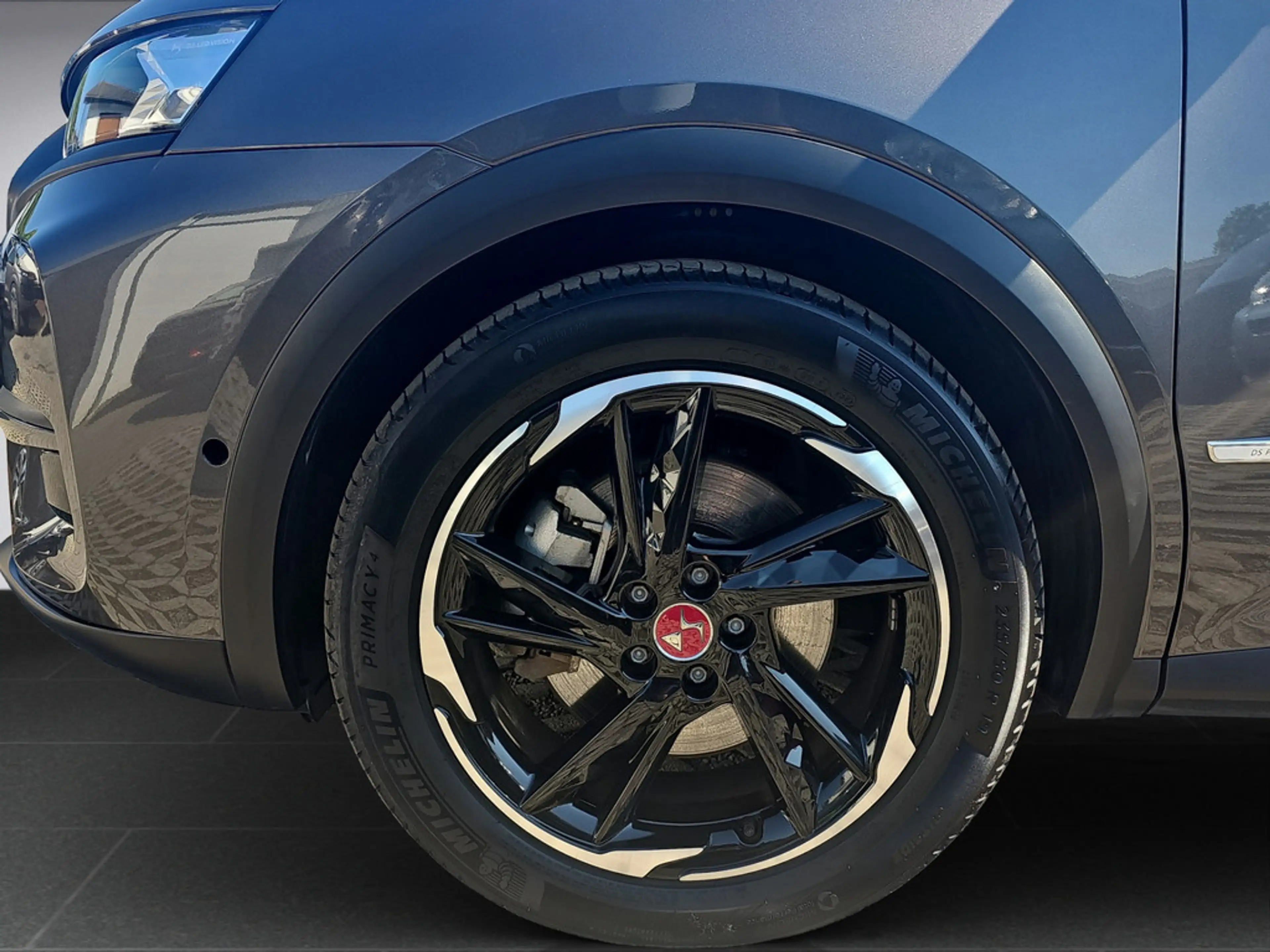 DS Automobiles DS 7 E-Tense 225 Performance Line + PDC SHZ — photo 9