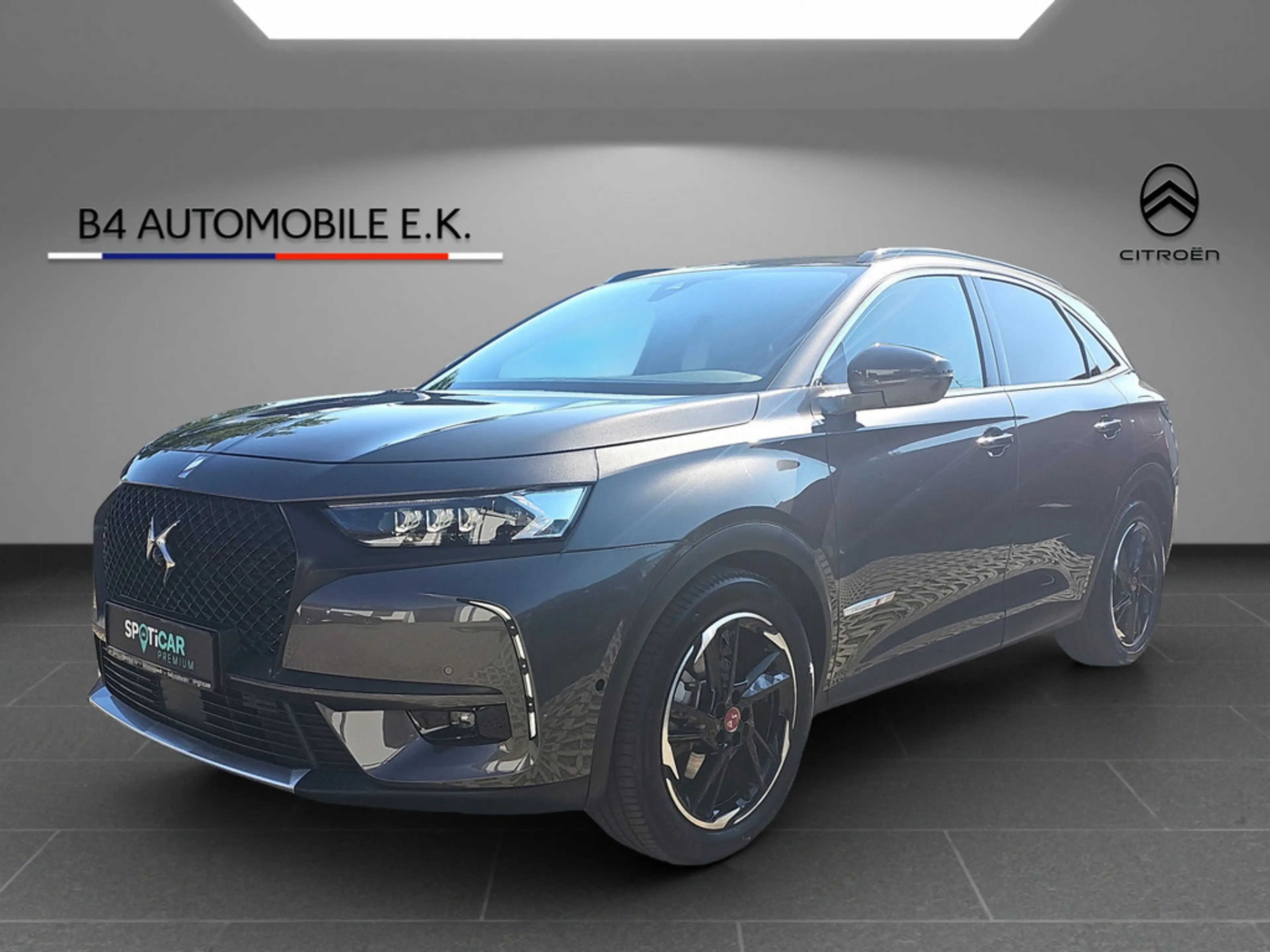 DS Automobiles DS 7 E-Tense 225 Performance Line + PDC SHZ