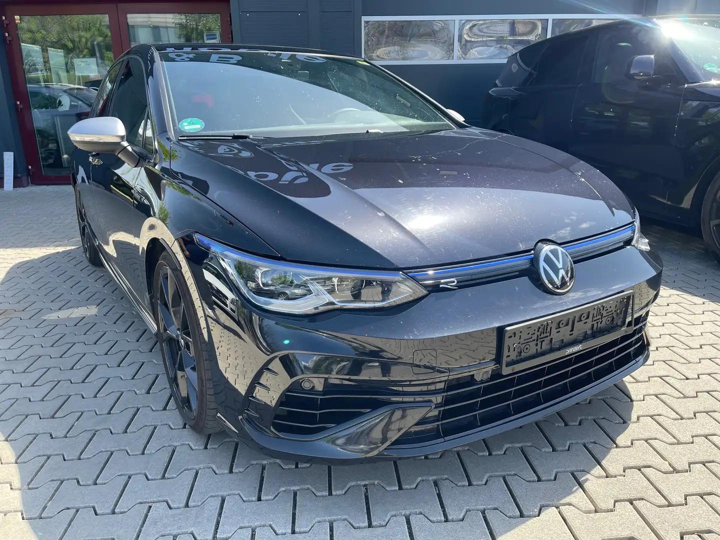 Volkswagen Golf 2.0 TSI OPF 4Motion DSG R 2 Hand Voll Schwarz - 1