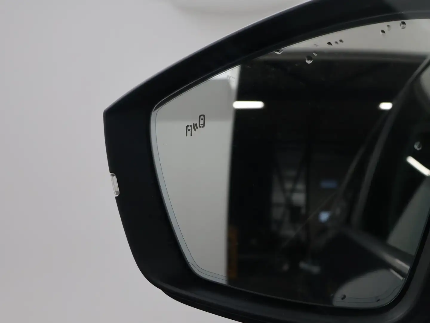 Thumb 33