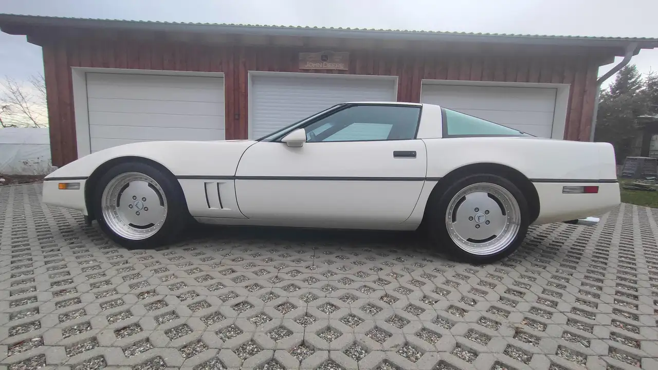 Corvette C4