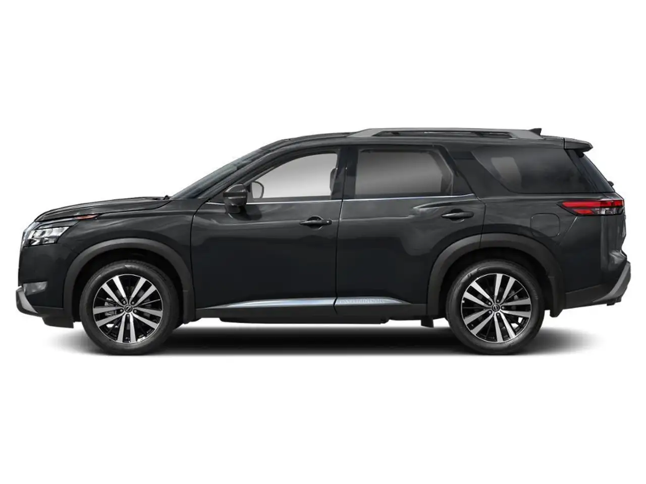 Nissan Pathfinder снимка Nissan Pathfinder