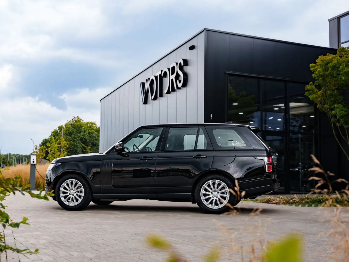 Land Rover Range Rover Range Rover P400e PHEV Vogue - HUD - Pano - Noir - 2