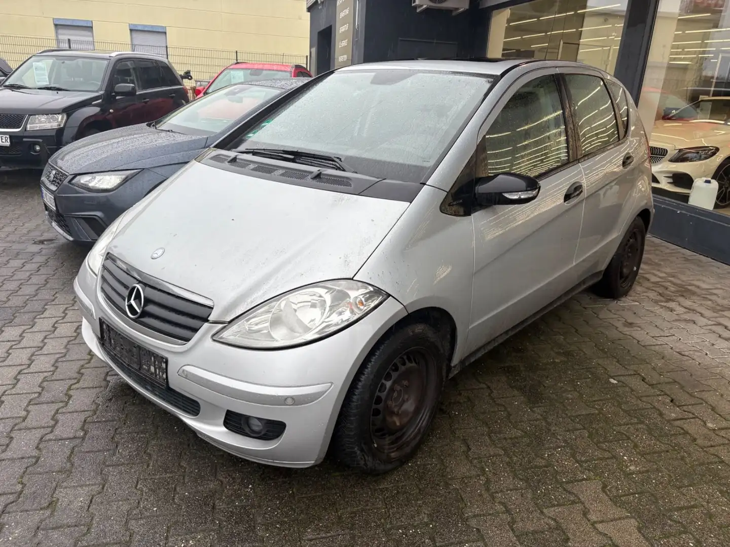 Mercedes-Benz A 150 Automatikgetriebe Silber - 2