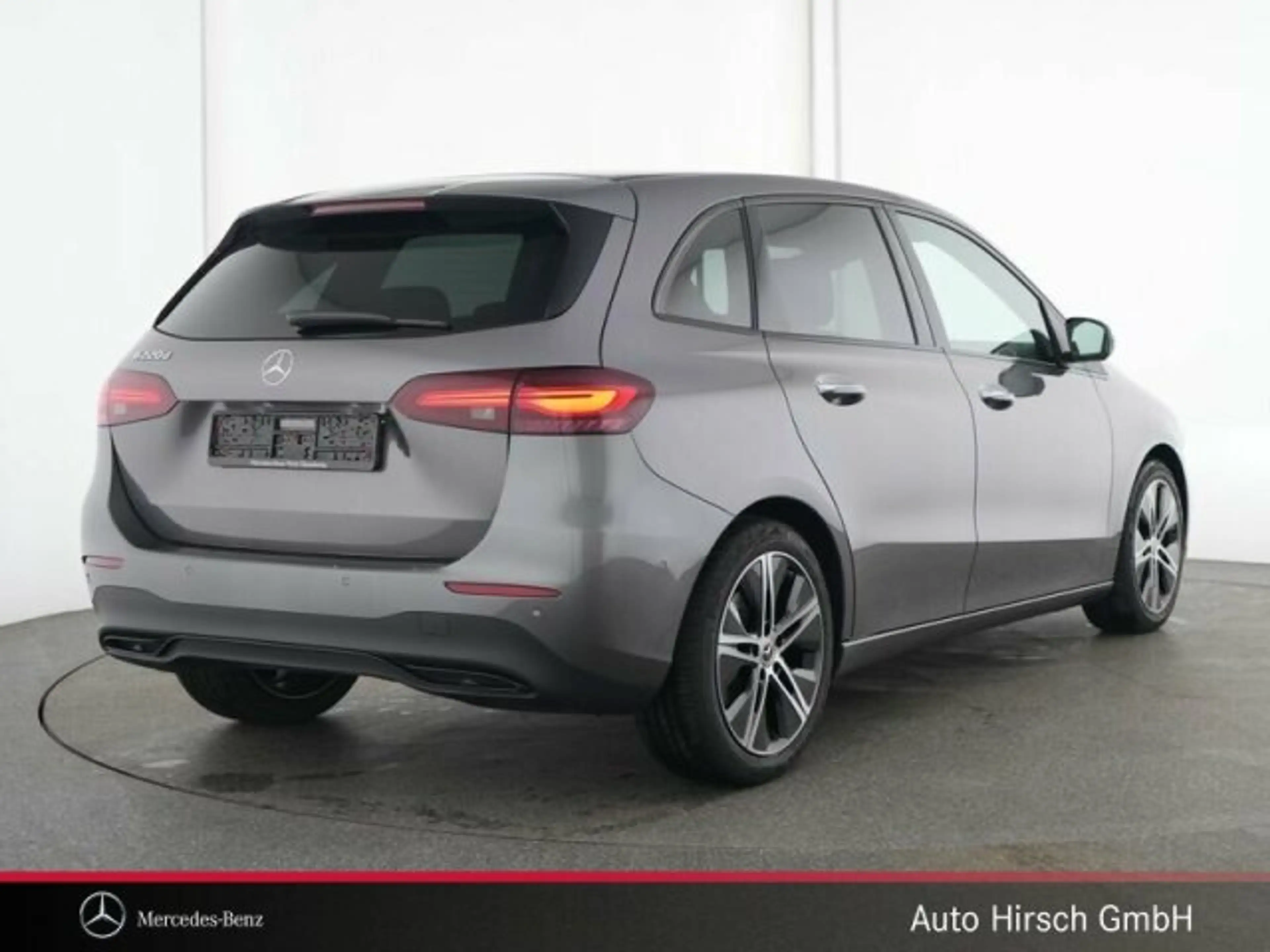 Mercedes-Benz B 220 B 220 d DISTRONIC+AHK+360°+KEYLESS-GO+Night-Pake — photo 2