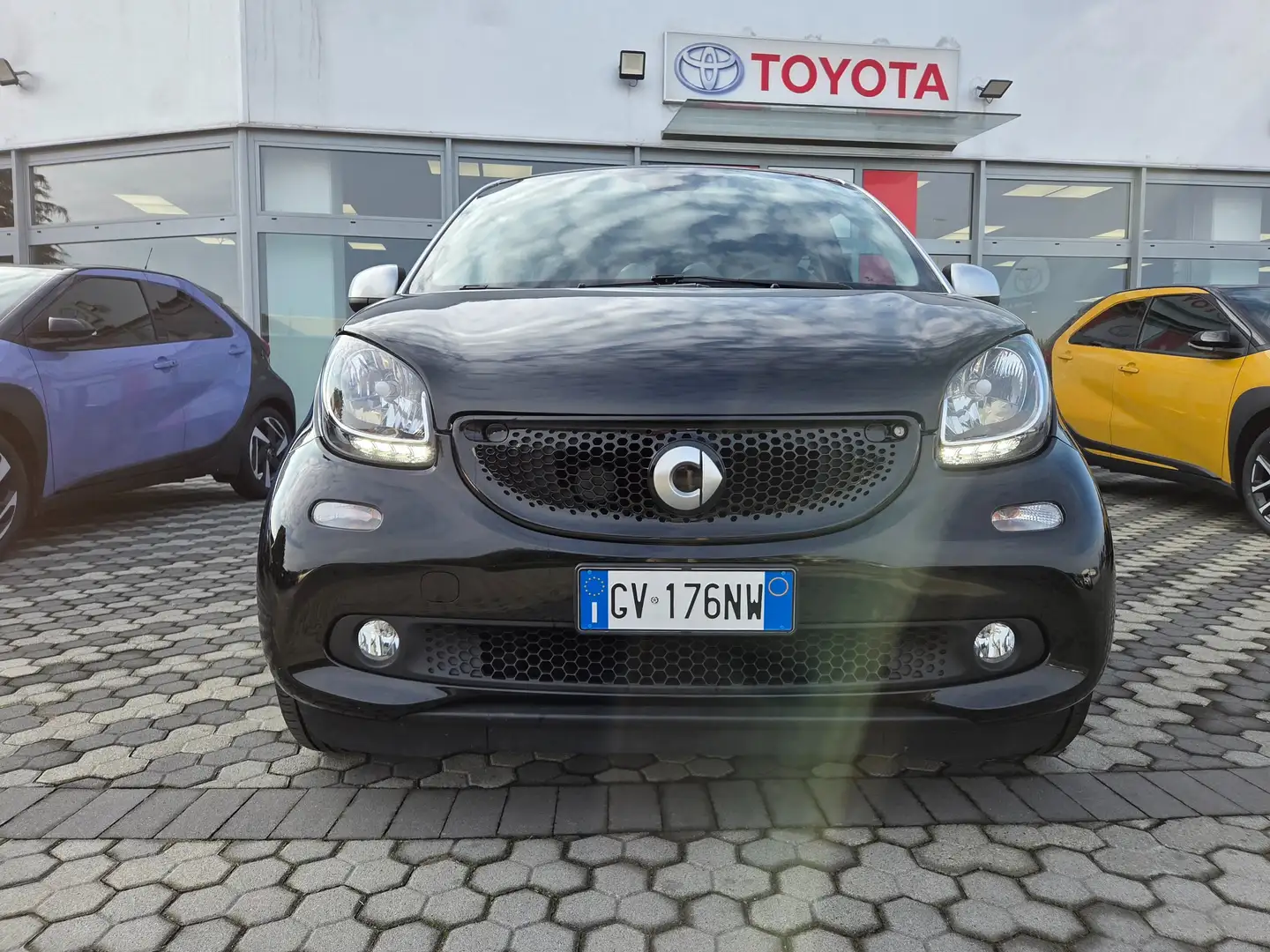 smart forFour Forfour II 2015 1.0 Passion 71cv Noir - 1