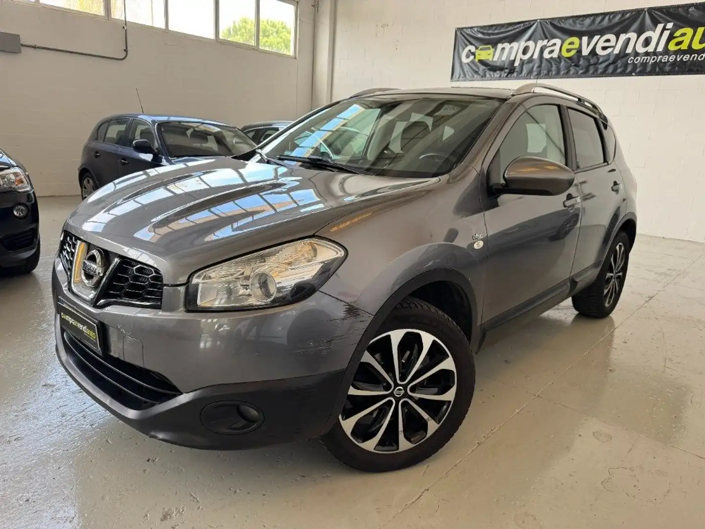 Nissan Qashqai 2.0 dCi DPF Tekna Argent - 1